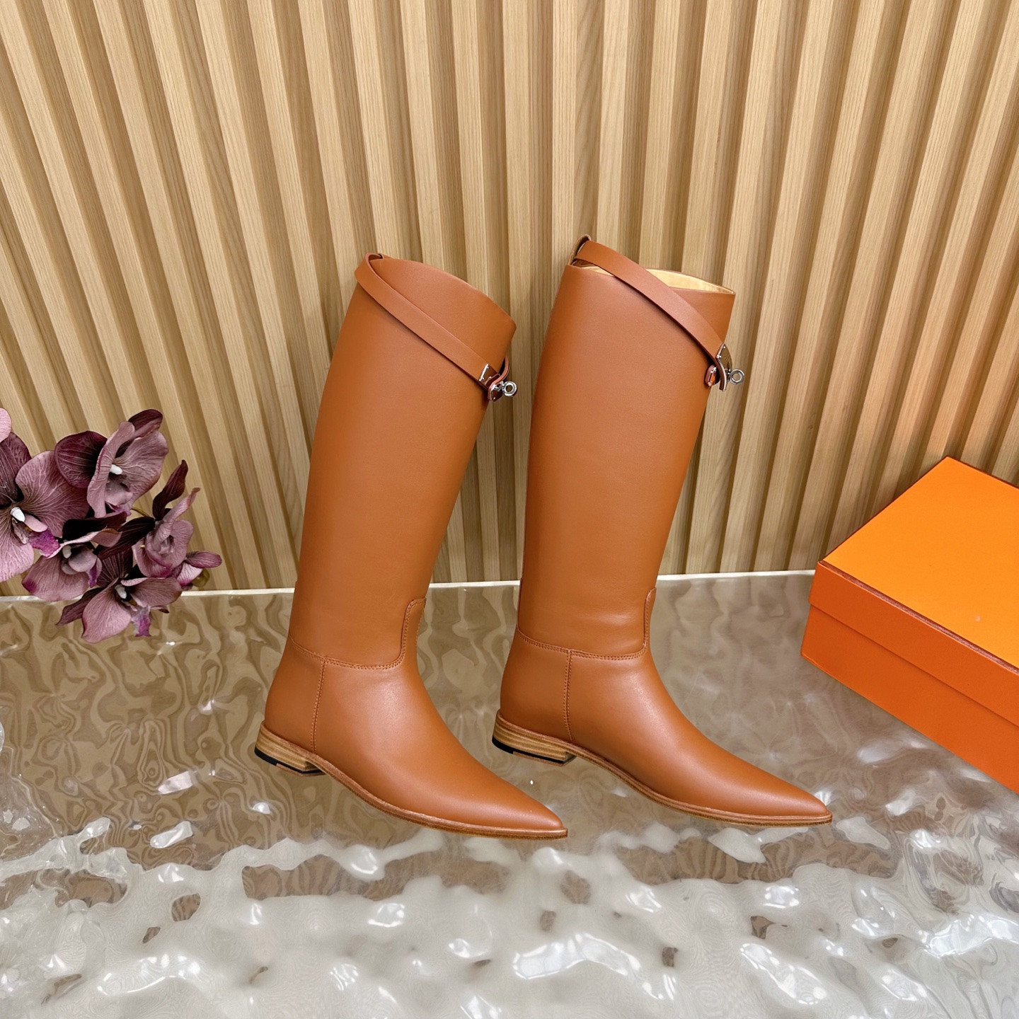 ua H**mes jumping boots