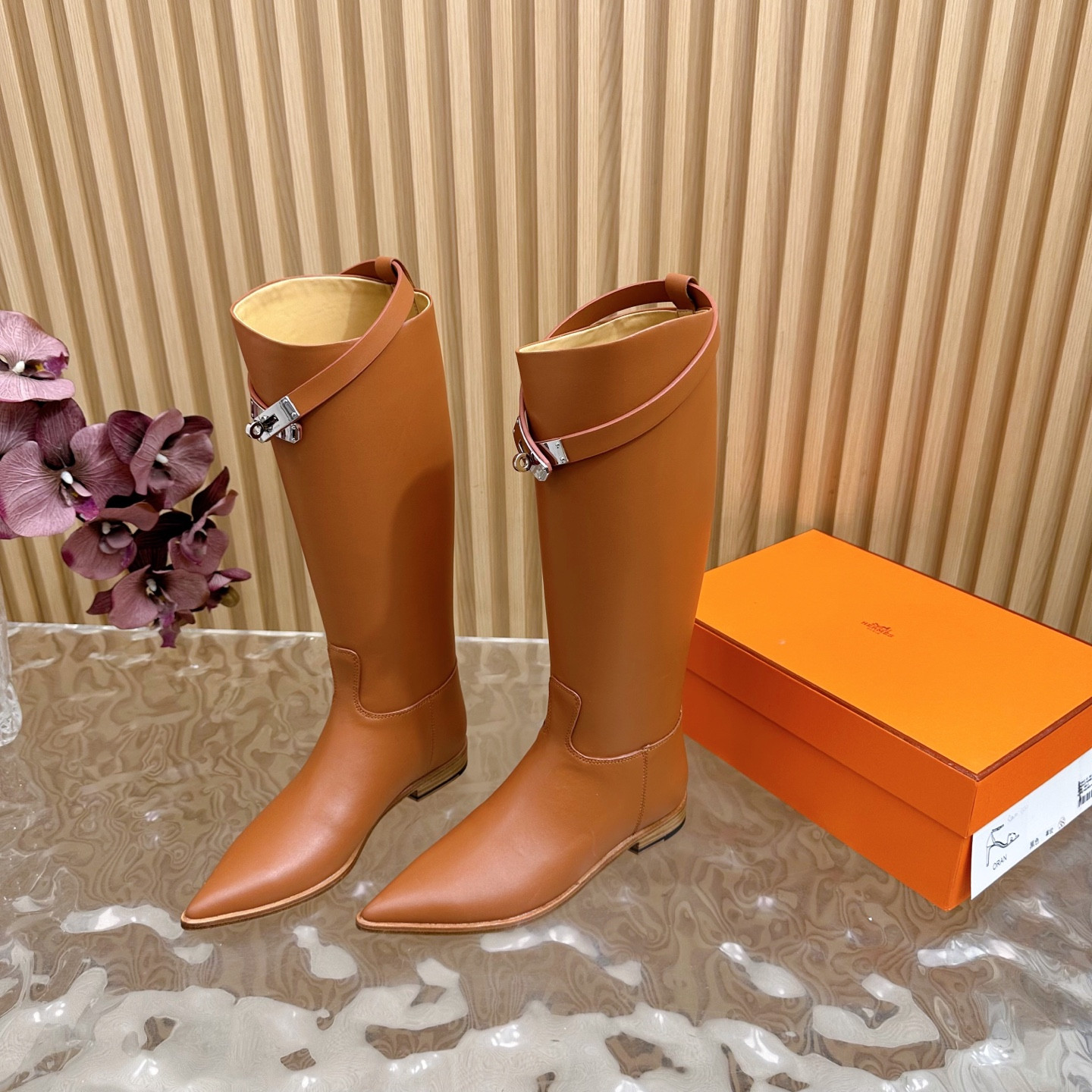 ua H**mes jumping boots