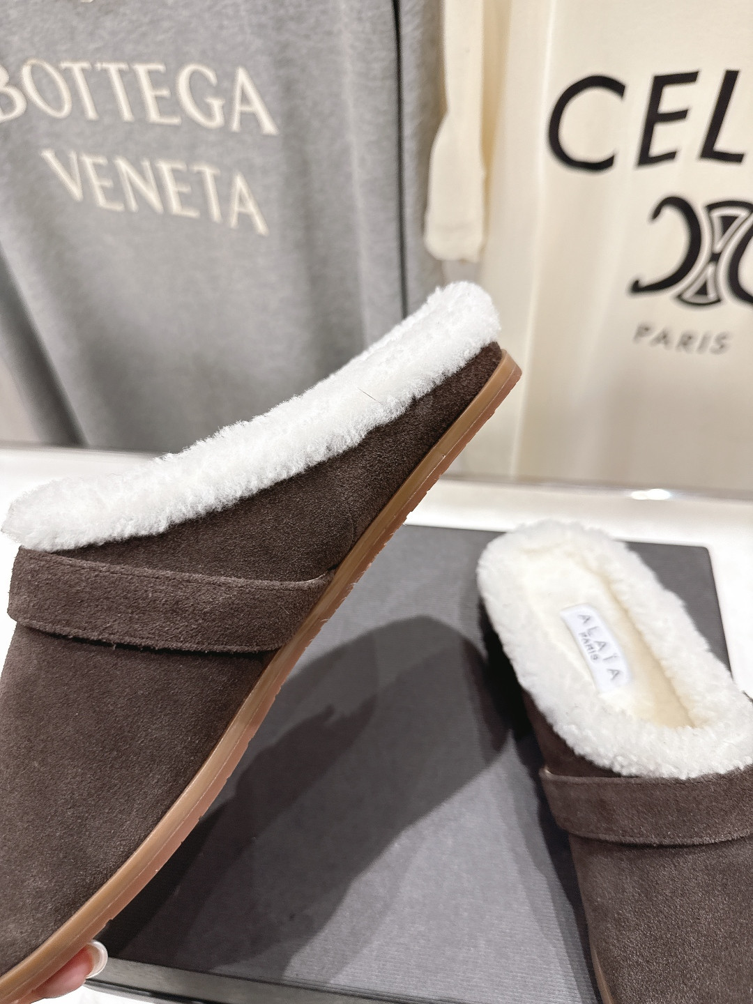 ua A1a1a flat mules