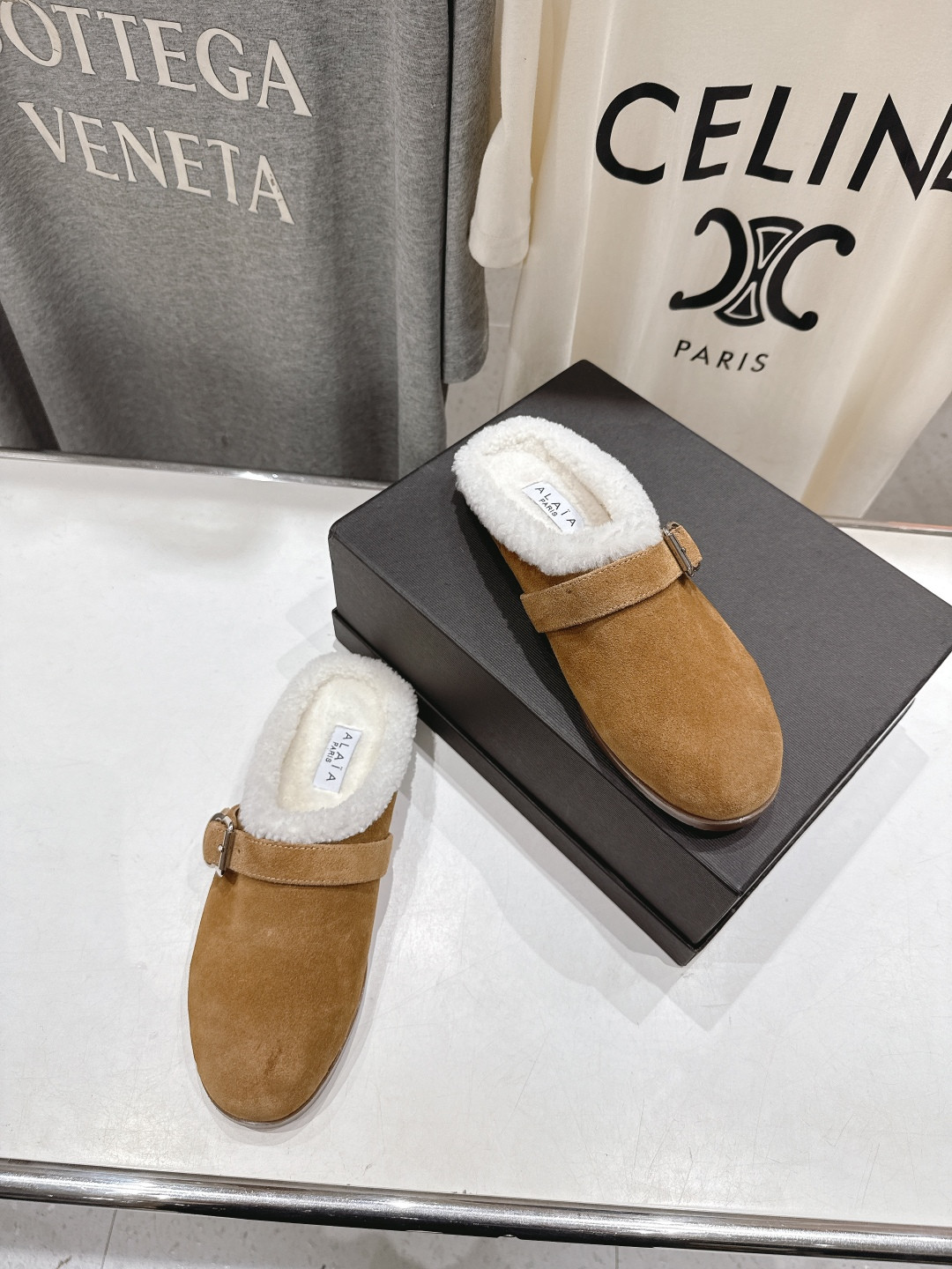 ua A1a1a flat mules