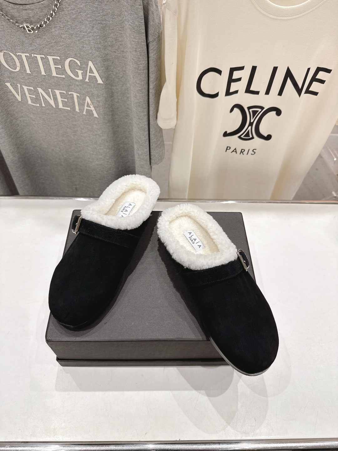 ua A1a1a flat mules