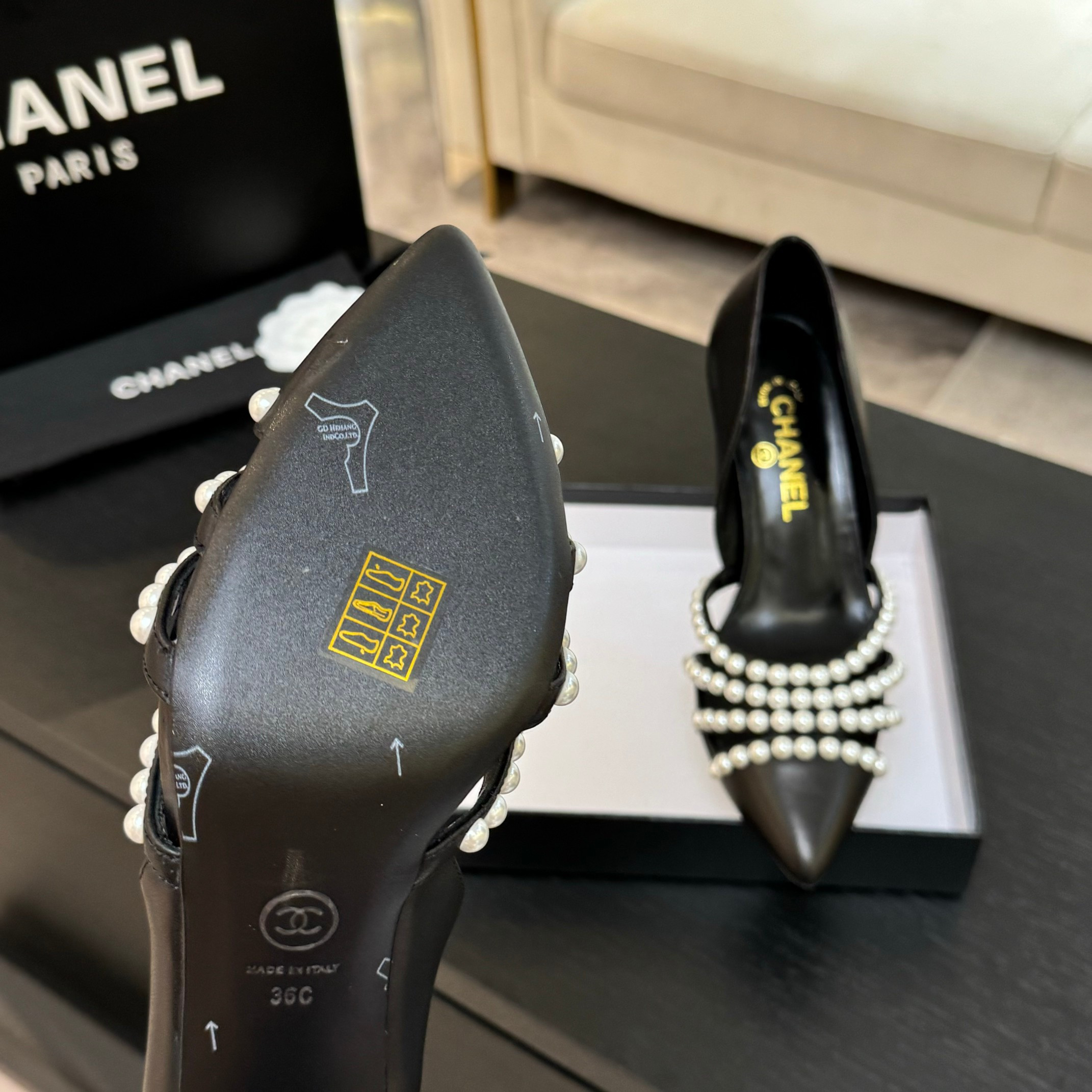 ua Ch*el pumps 8.5cm heel