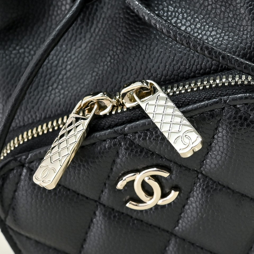 Ch*el mini bucket bag 12.5x19x7.5cm