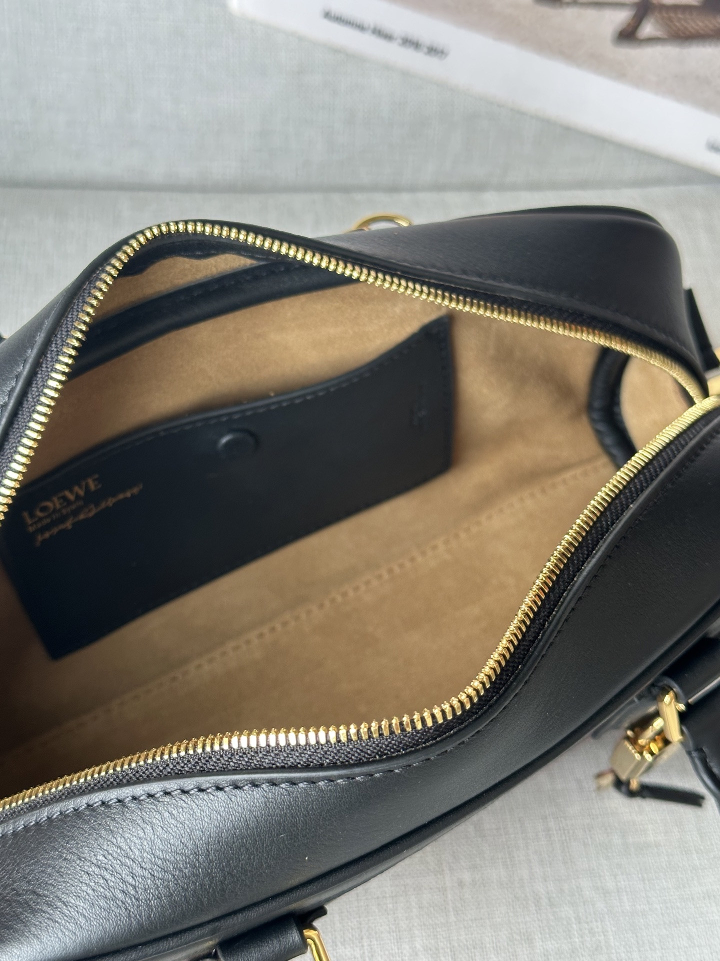 L0ew* x albers amazona 23 cropped bag in nappa calfskin 23x11x10cm