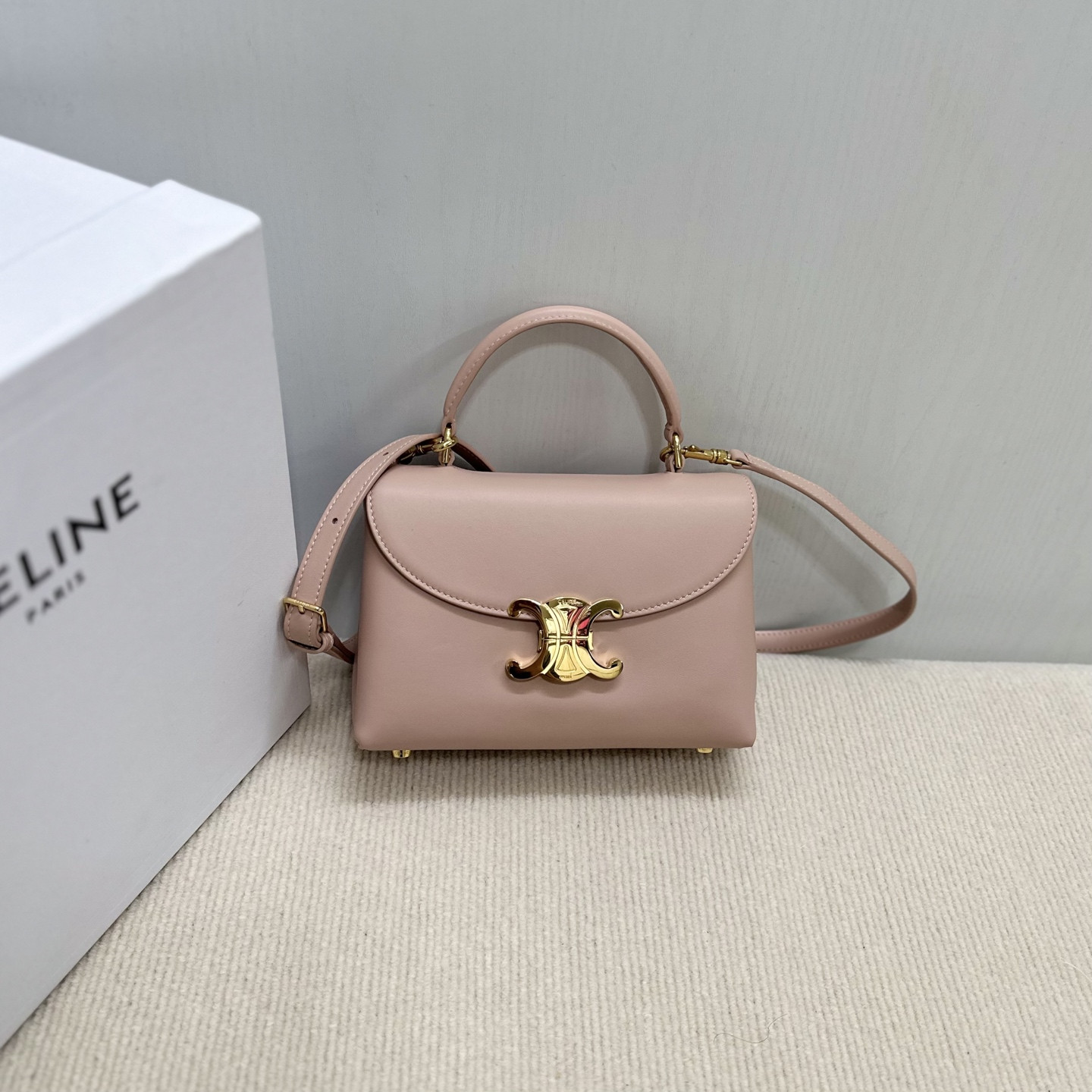 Ce**e teen nino bag in smooth satined calfskin 20.5x13x8cm