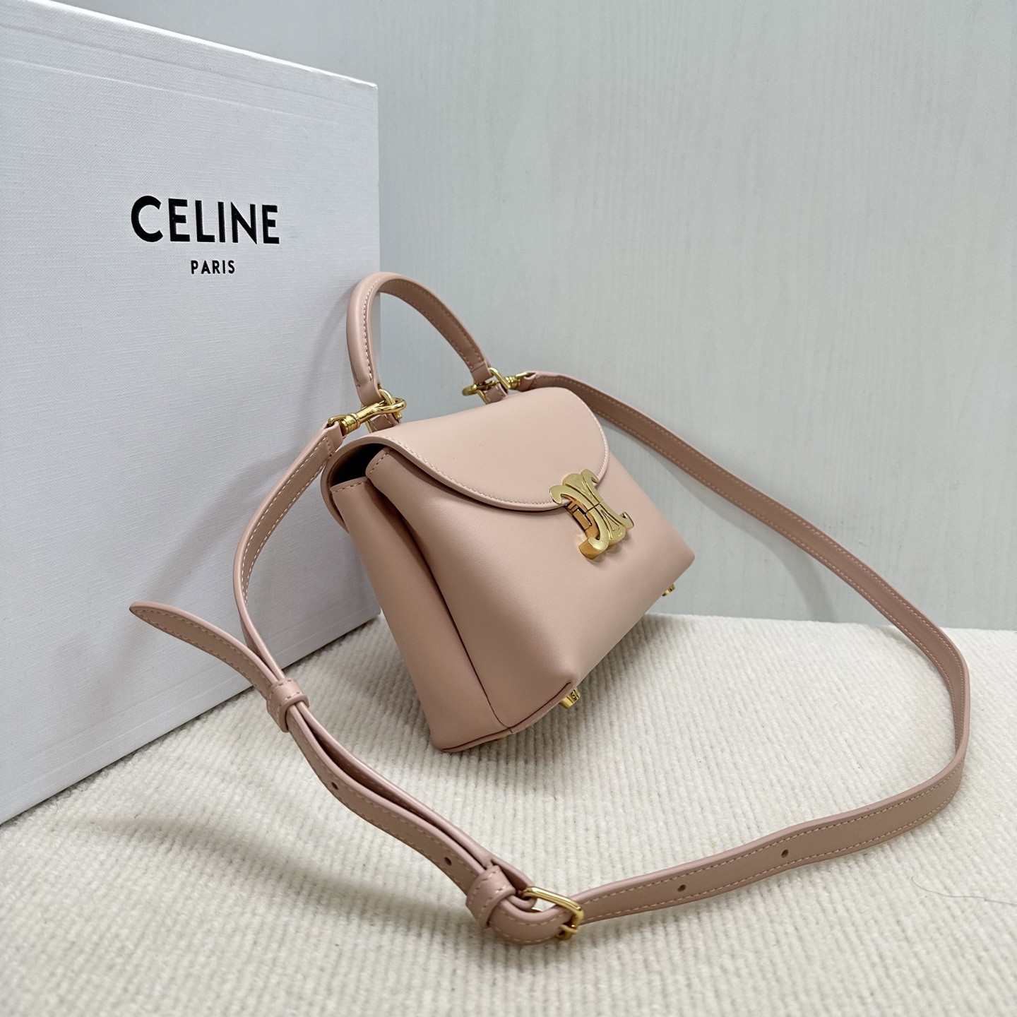 Ce**e teen nino bag in smooth satined calfskin 20.5x13x8cm