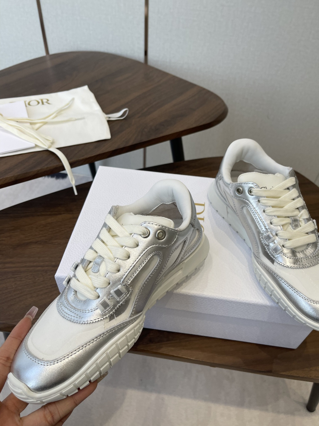 ua D*or tech sneaker