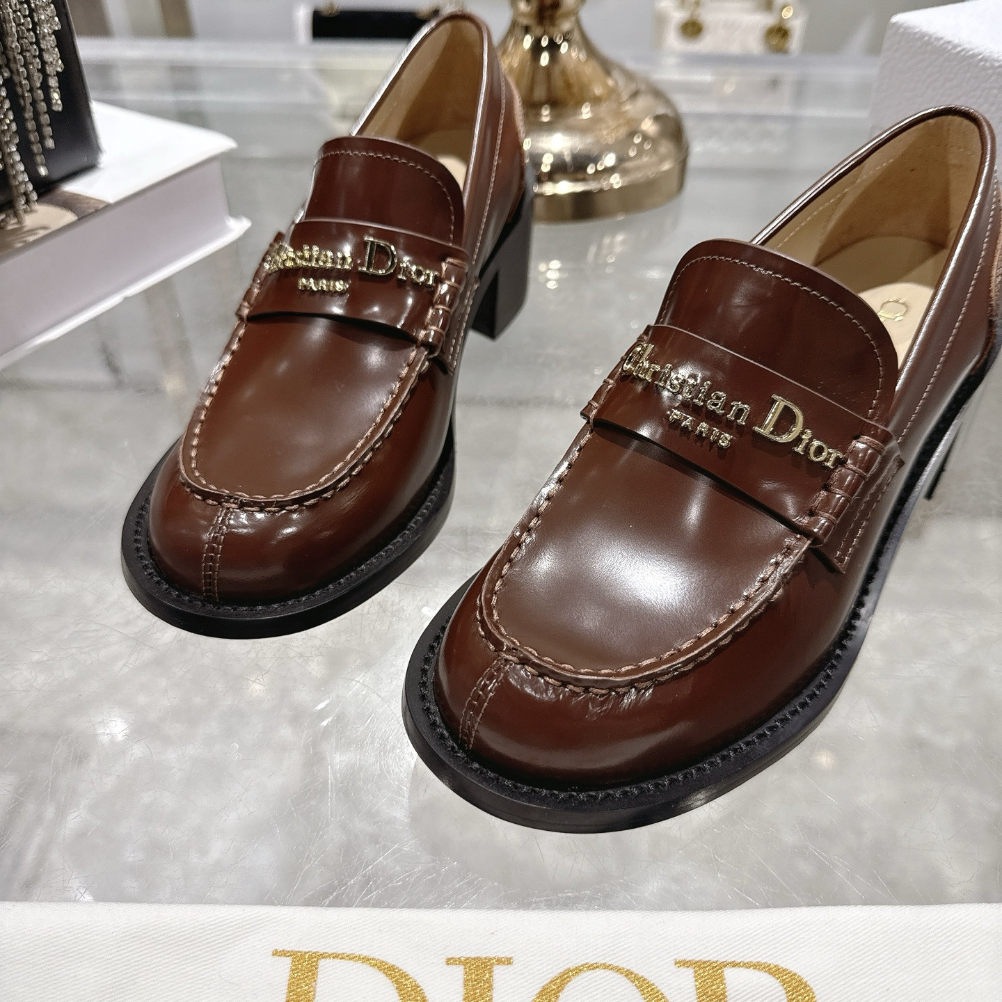 ua D*or boy pump
