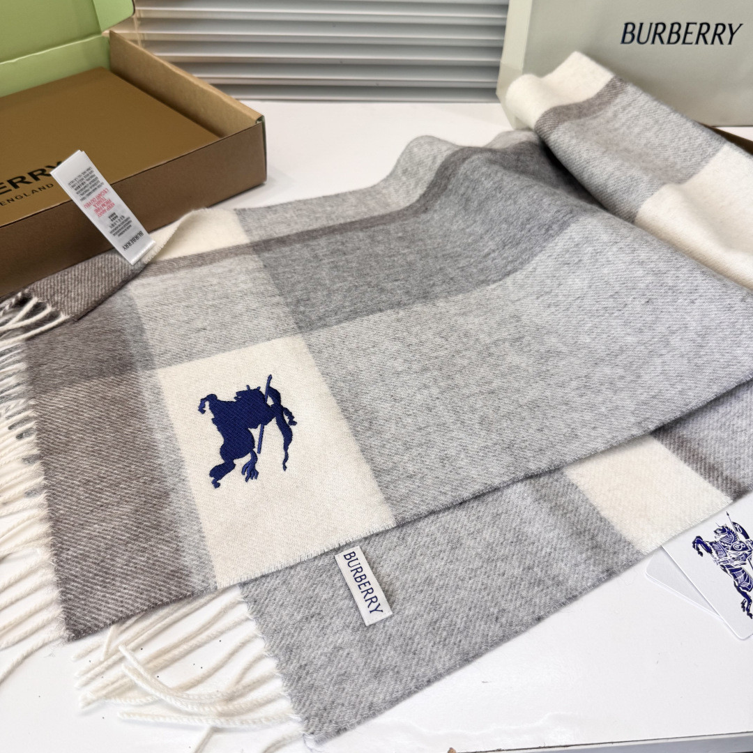 B**rry ripple-patterned scarf 32x200cm