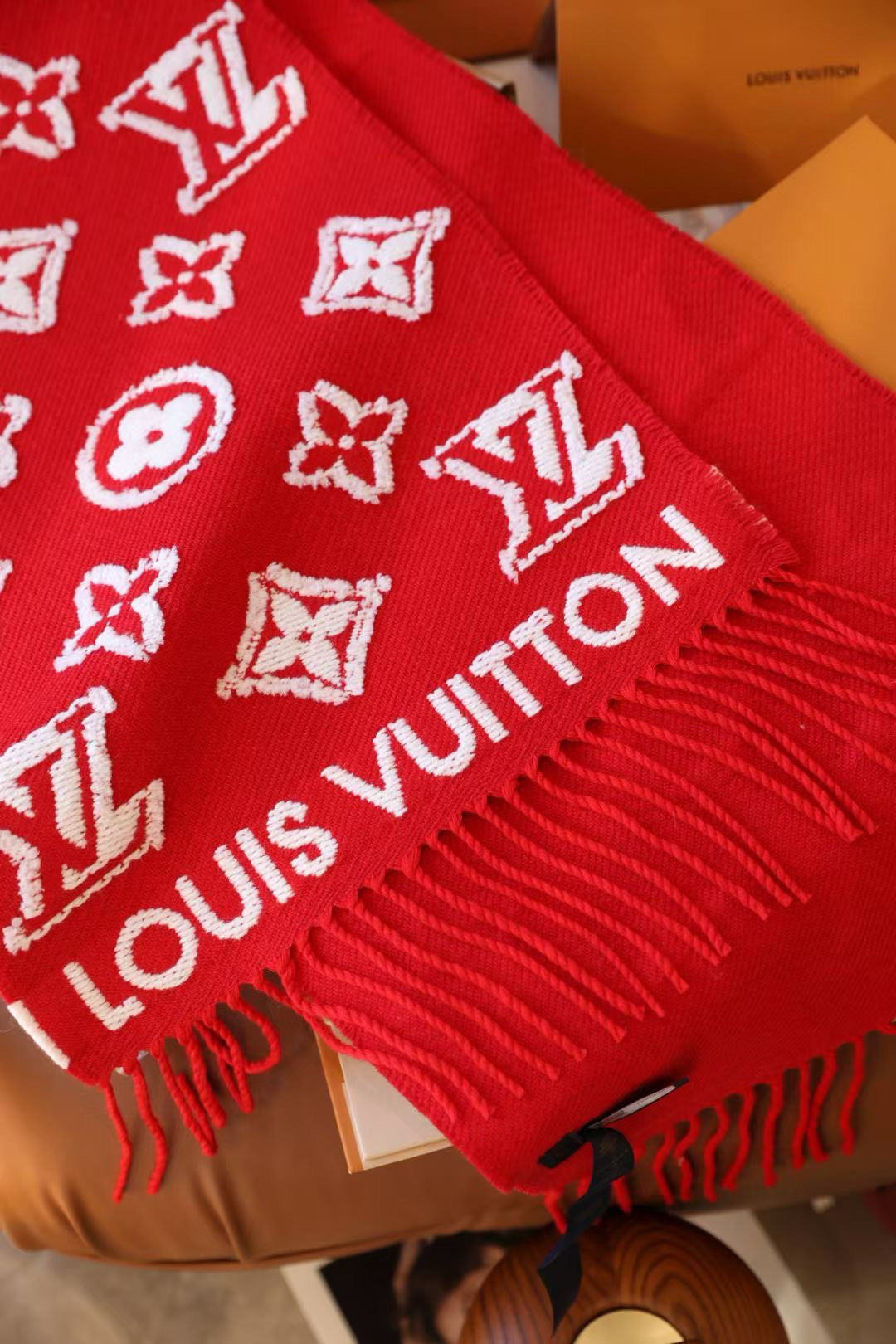 l0*is V*t0n scarf 34x220cm