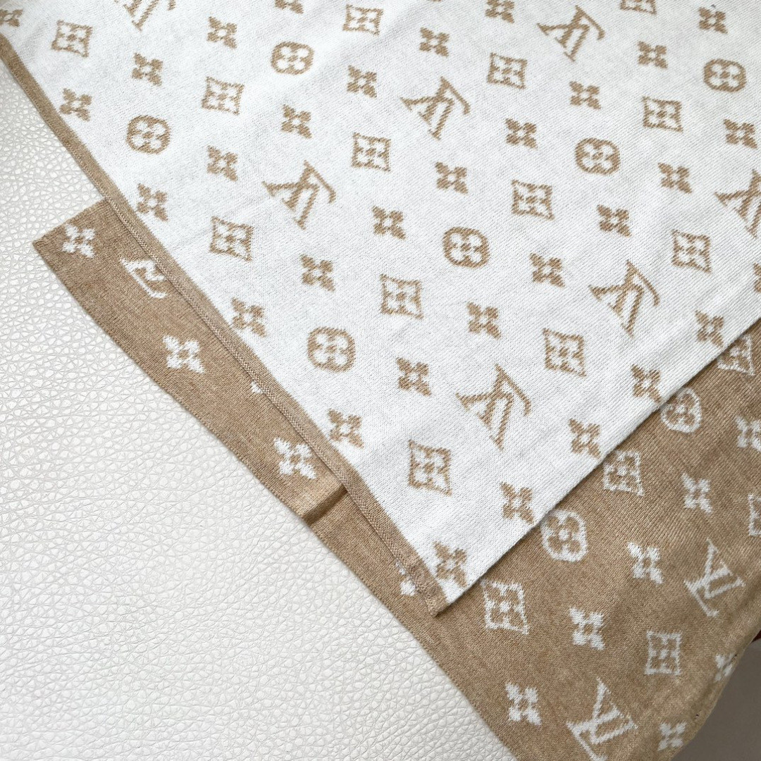 l0*is V*t0n scarf 32x180cm