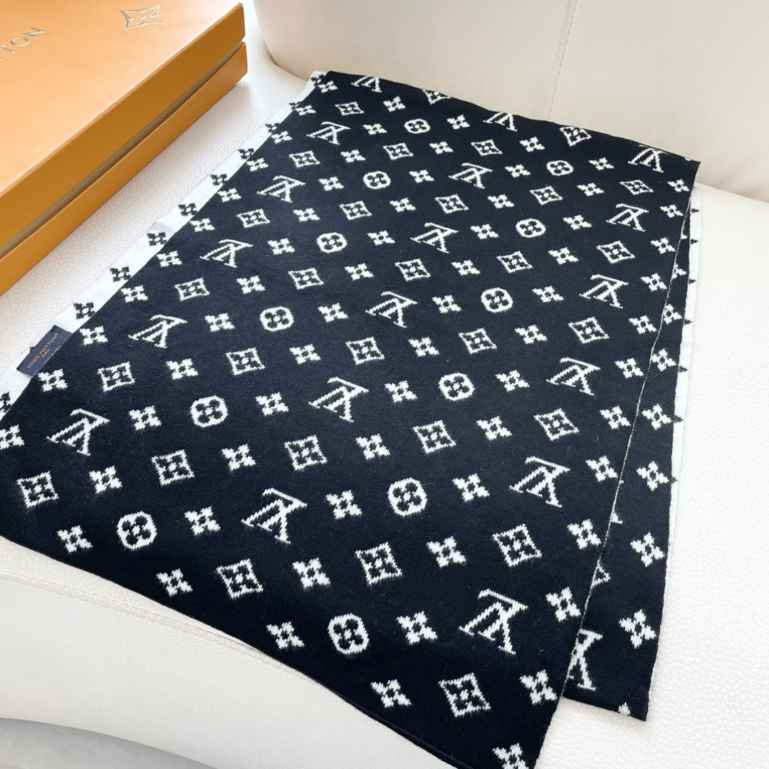 l0*is V*t0n scarf 32x180cm