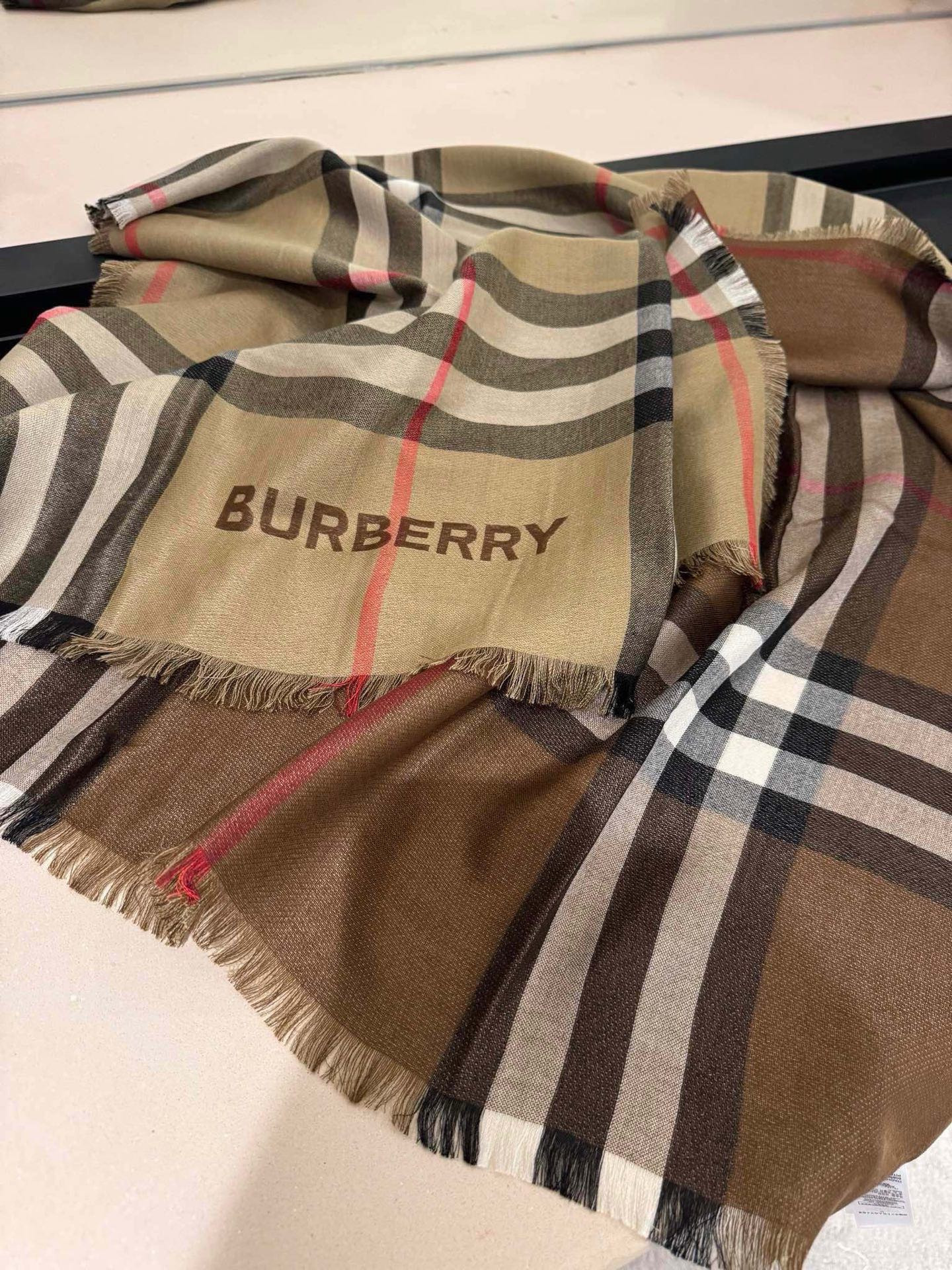B**rry scarf 70x220cm