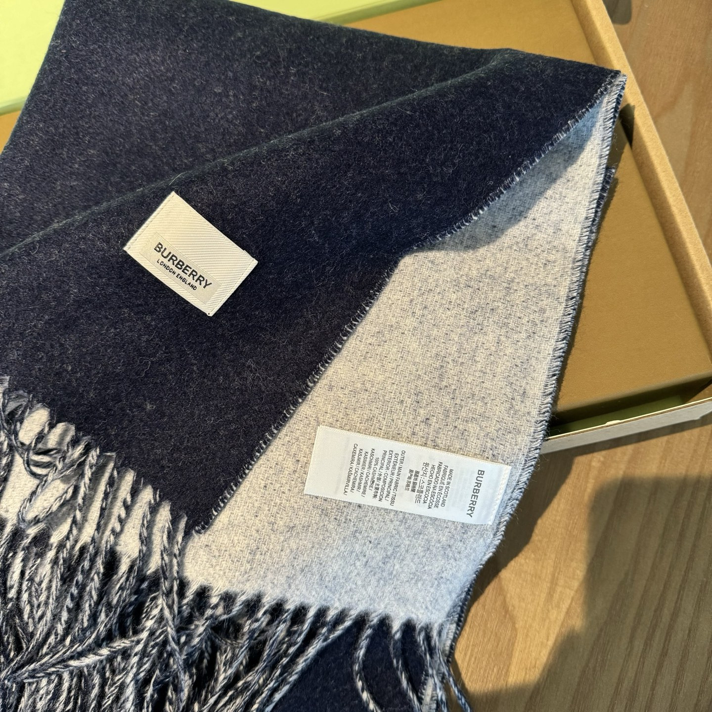 B**rry reversible ekd cashmere scarf 32x180cm 100% wool