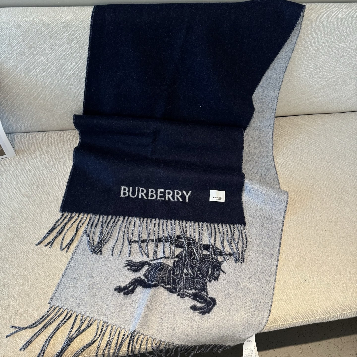B**rry reversible ekd cashmere scarf 32x180cm 100% wool