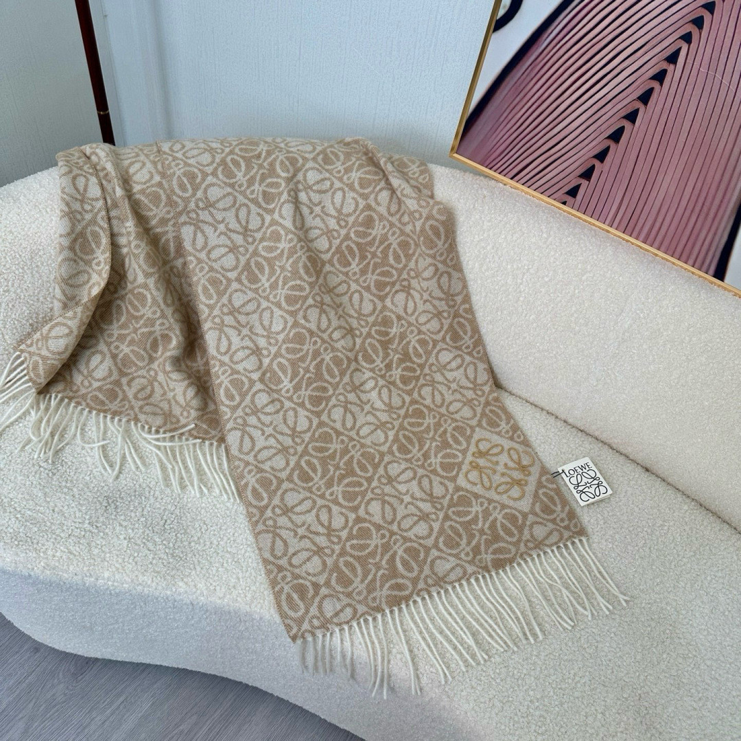 L0ew* scarf 38x180cm