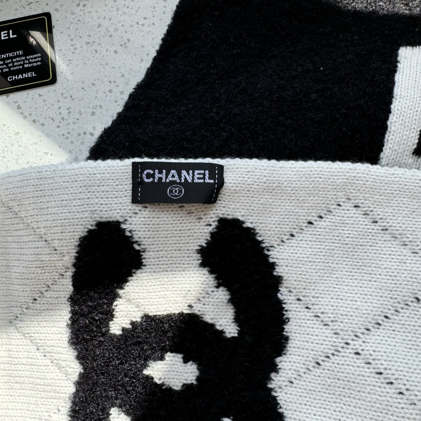 Ch*el scarf 30x180cm