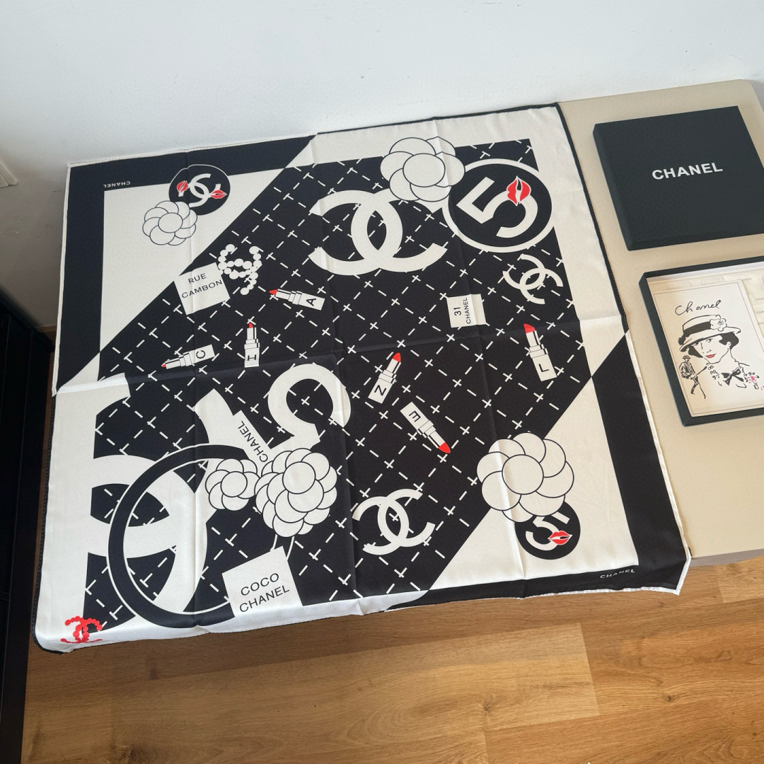 Ch*el scarf 90x90cm