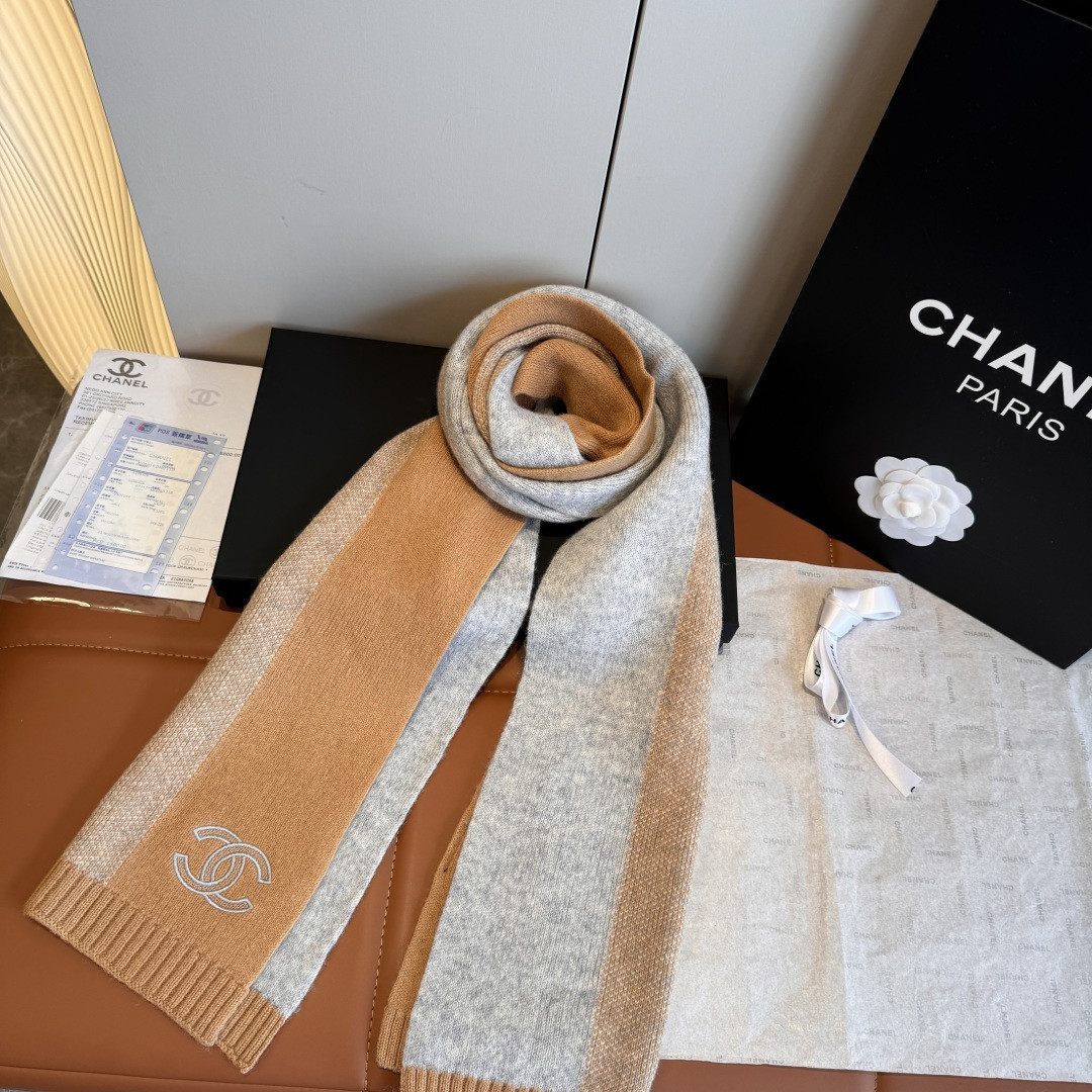 Ch*el scarf 30x190cm