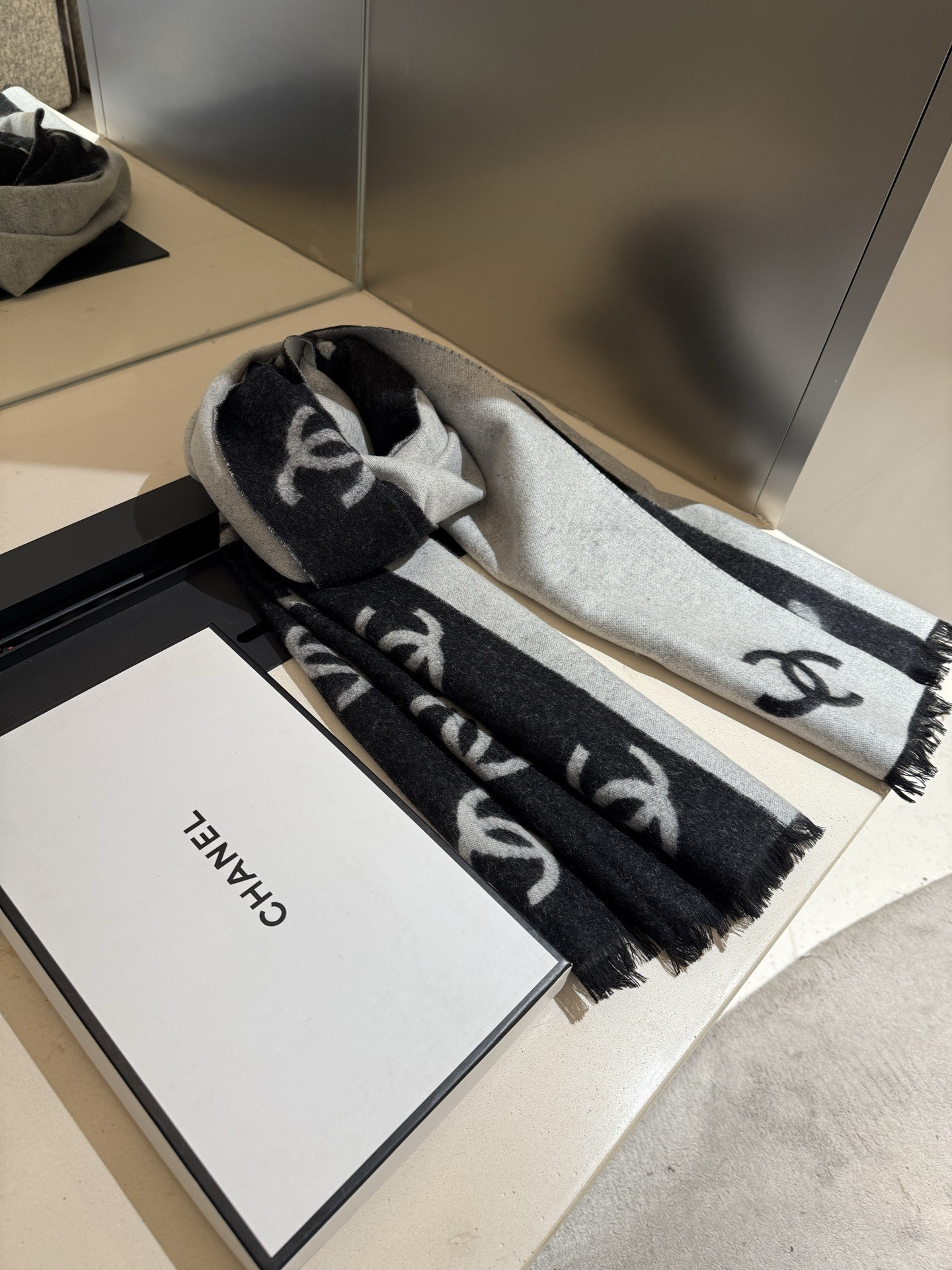 Ch*el scarf 70x205cm