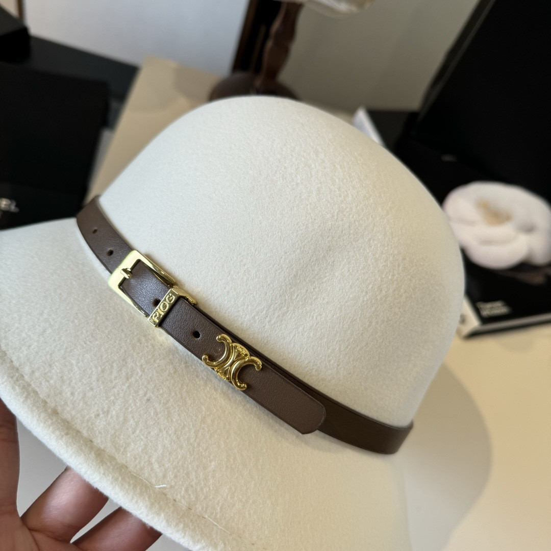 Ce**e bucket hat 100% wool 57cm head circumference