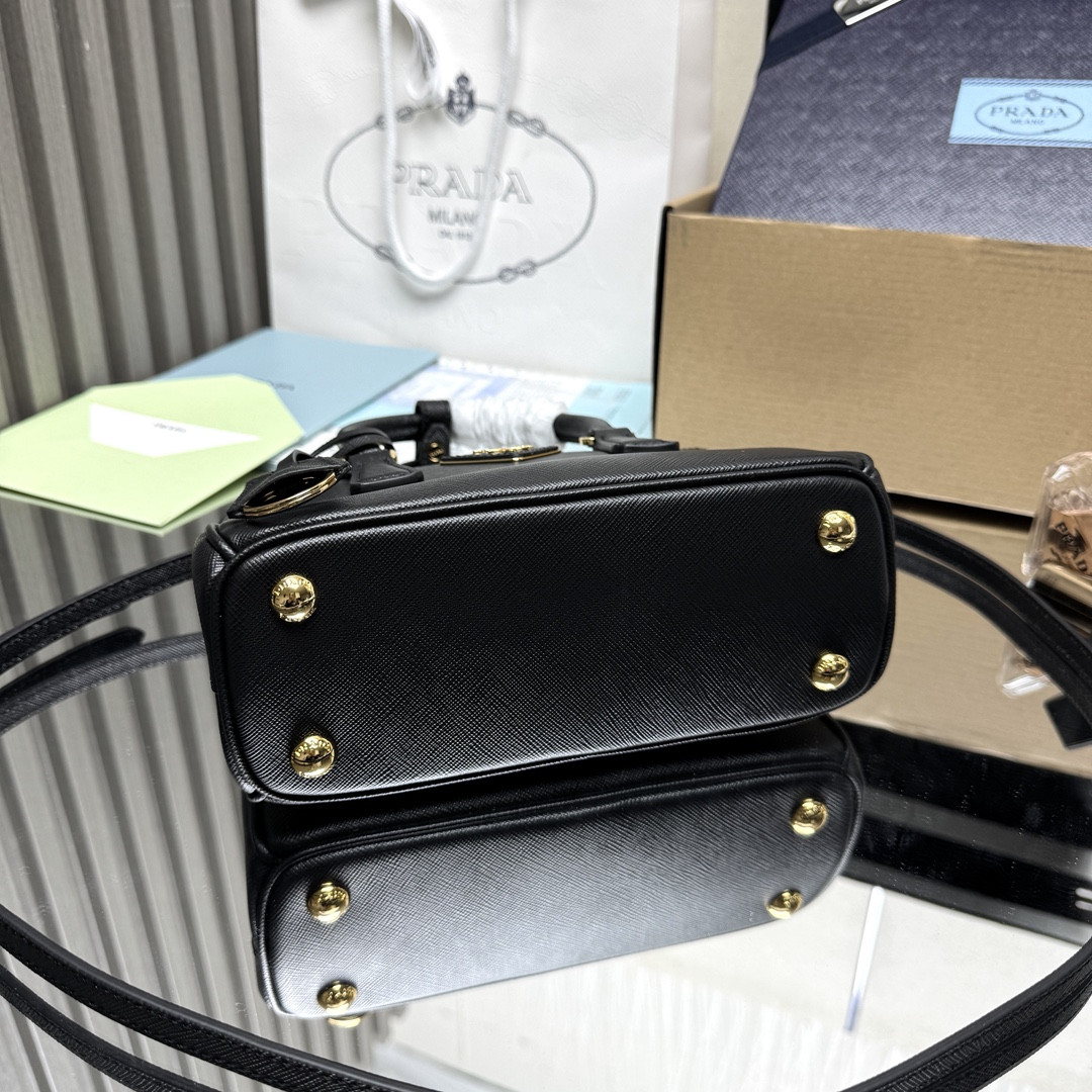 Pra*a galleria patent saffiano leather mini-bag 12.5x21x8.5cm