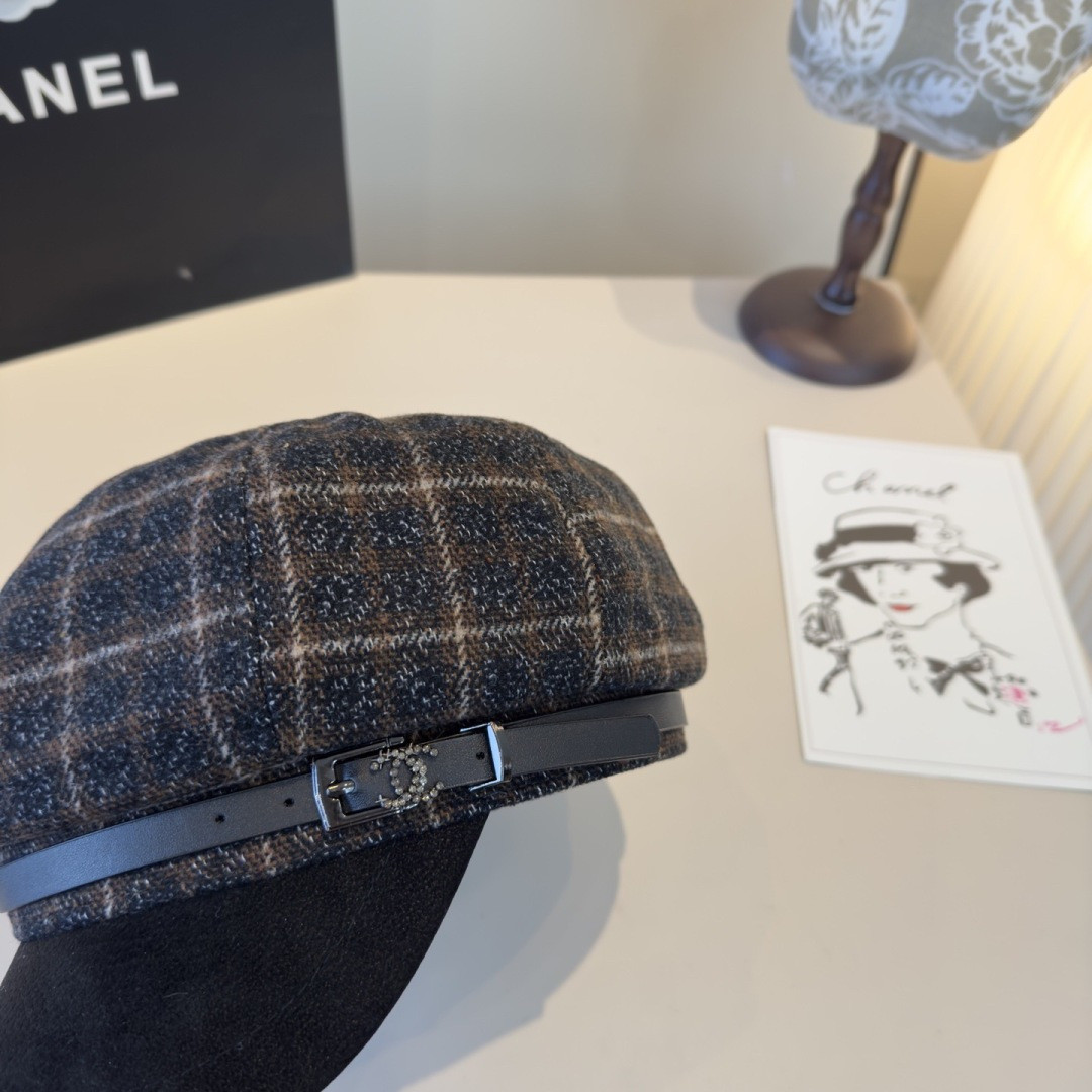 Ch*el newsboy cap 57cm head circumference