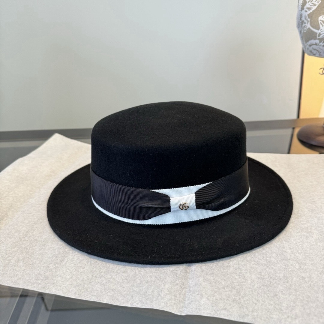 G*u*i wool felt hat 57cm head circumference