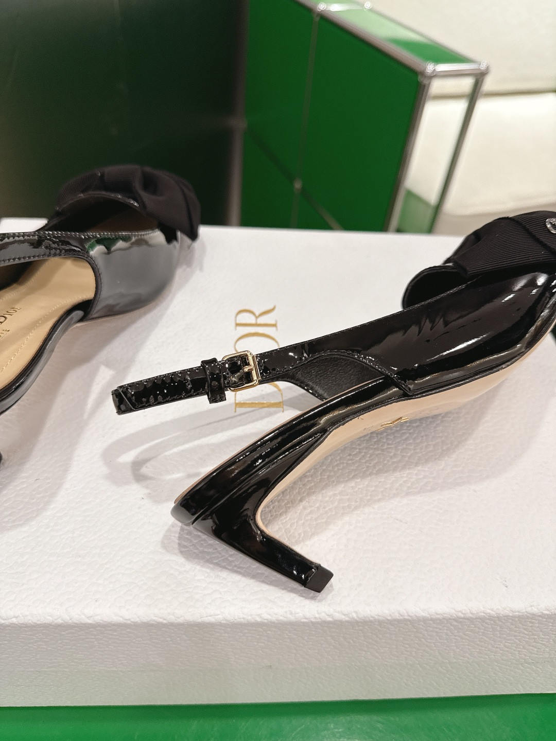 ua D*orissimo slingback pump