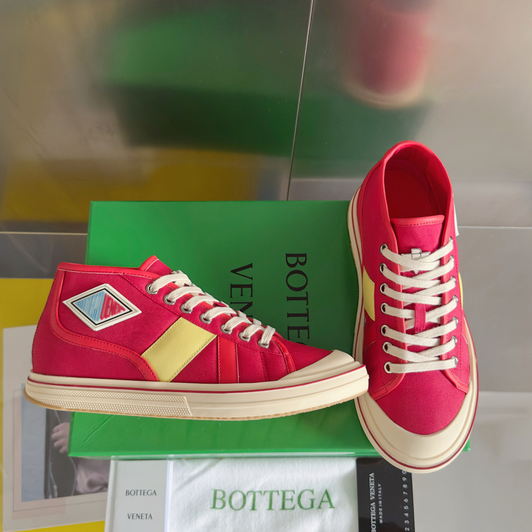 ua bo*te*ga Ve*ne*ta eliot sneaker