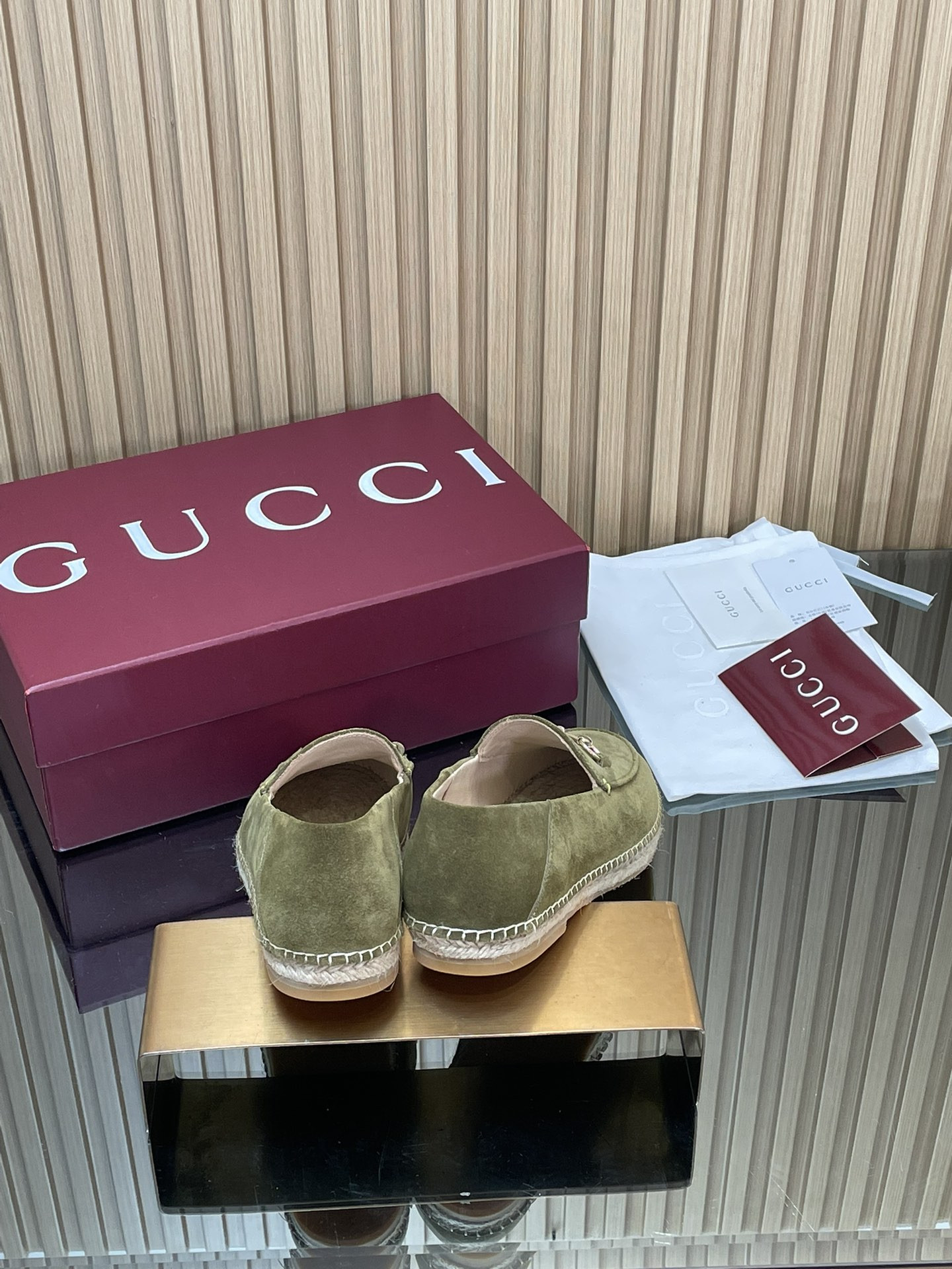 ua G*u*i espadrille with horsebit