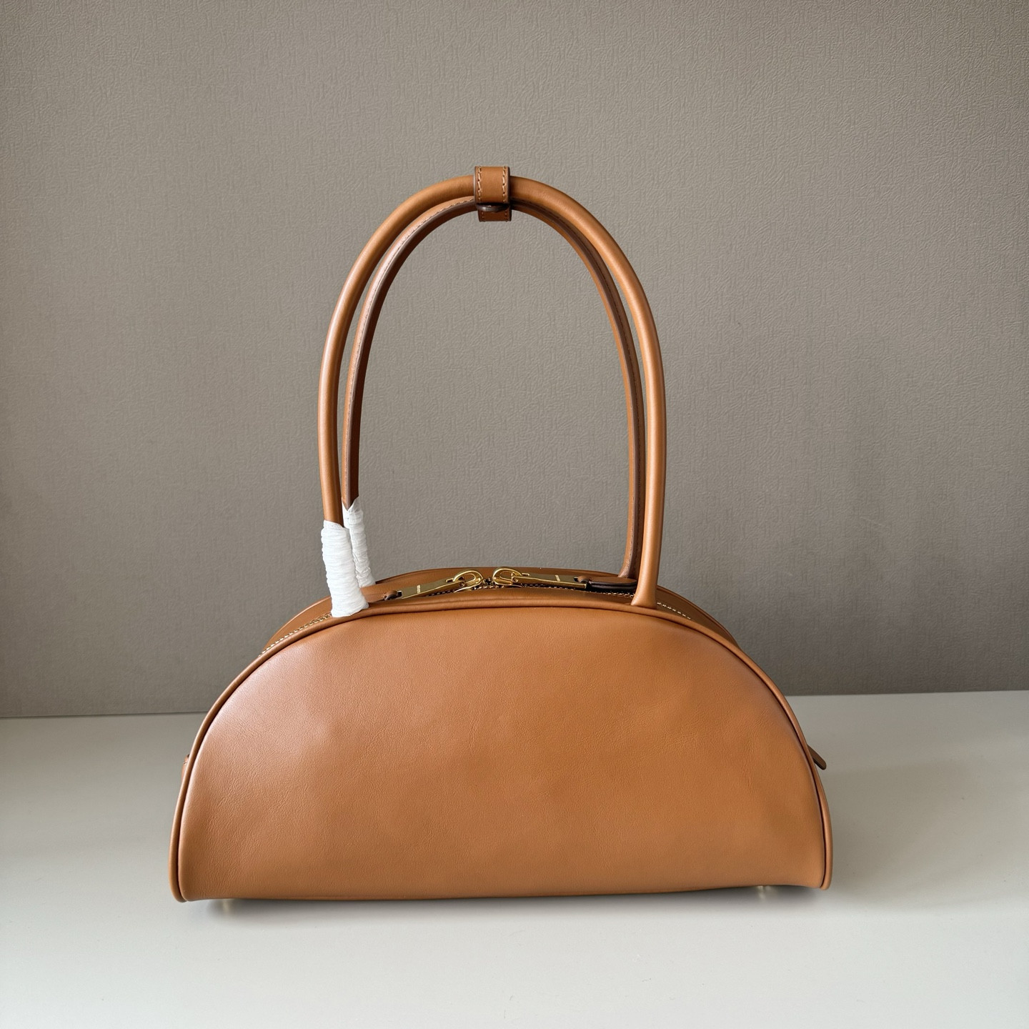 M1v M1v medium beau leather bag 13x30x13.5cm