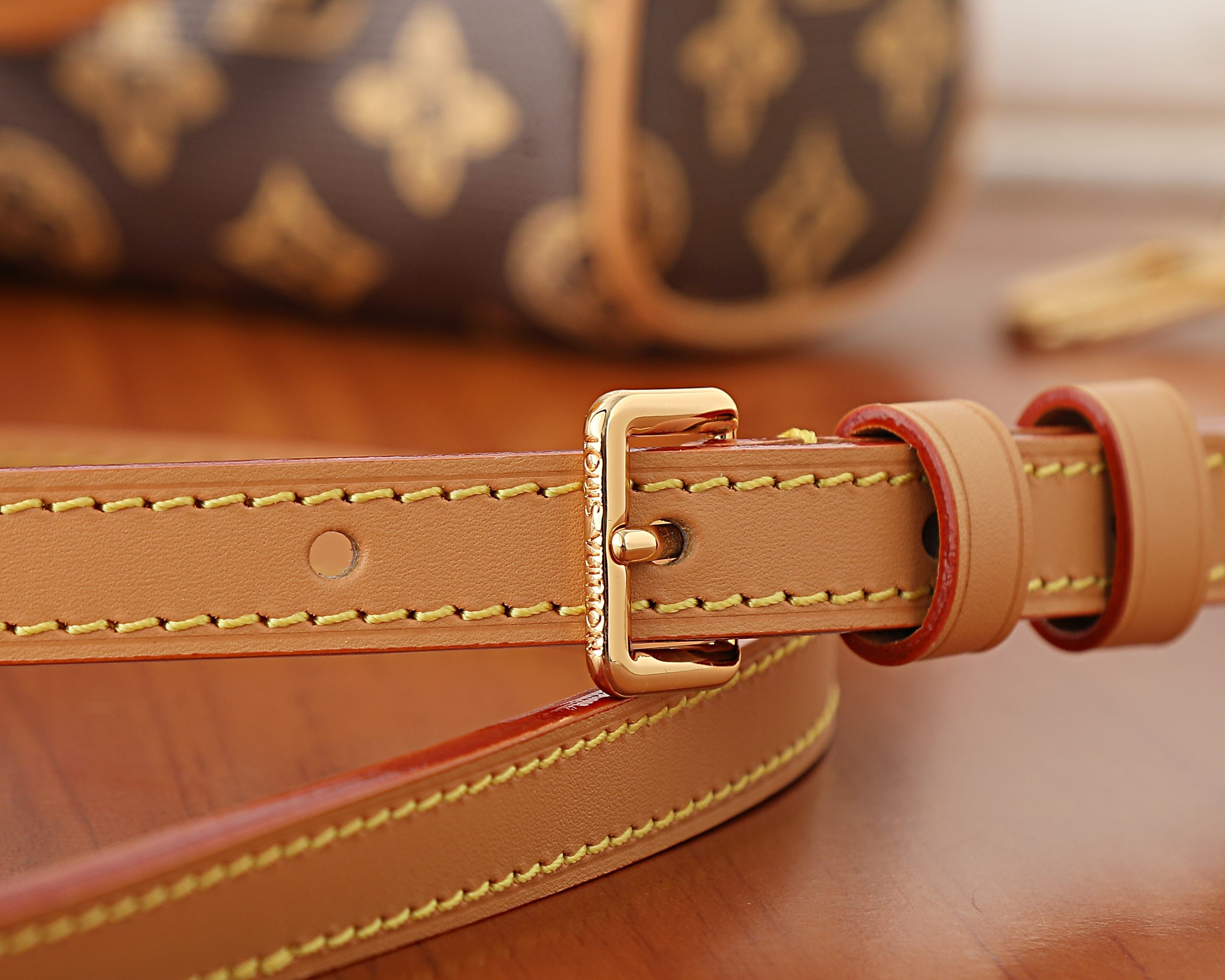 LV NANO SPEEDY Handbag M27610 10x7.5x16cm