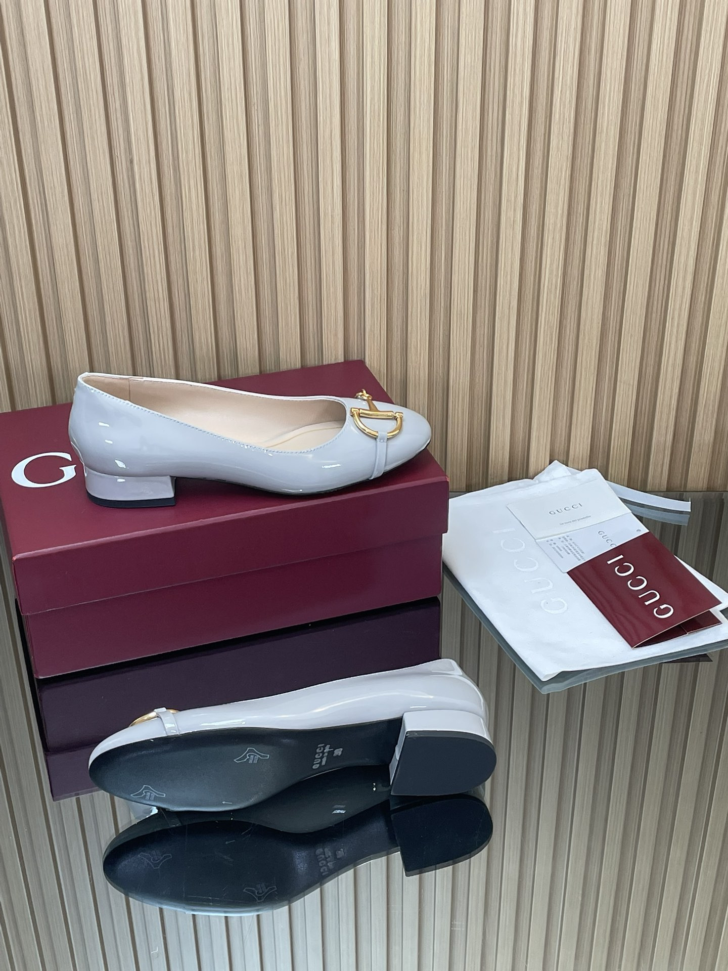 ua G*u*i ballet flat with half horsebit