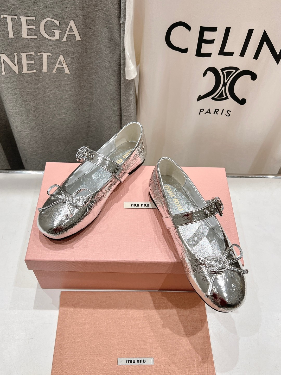 ua M1v M1v leather ballerinas