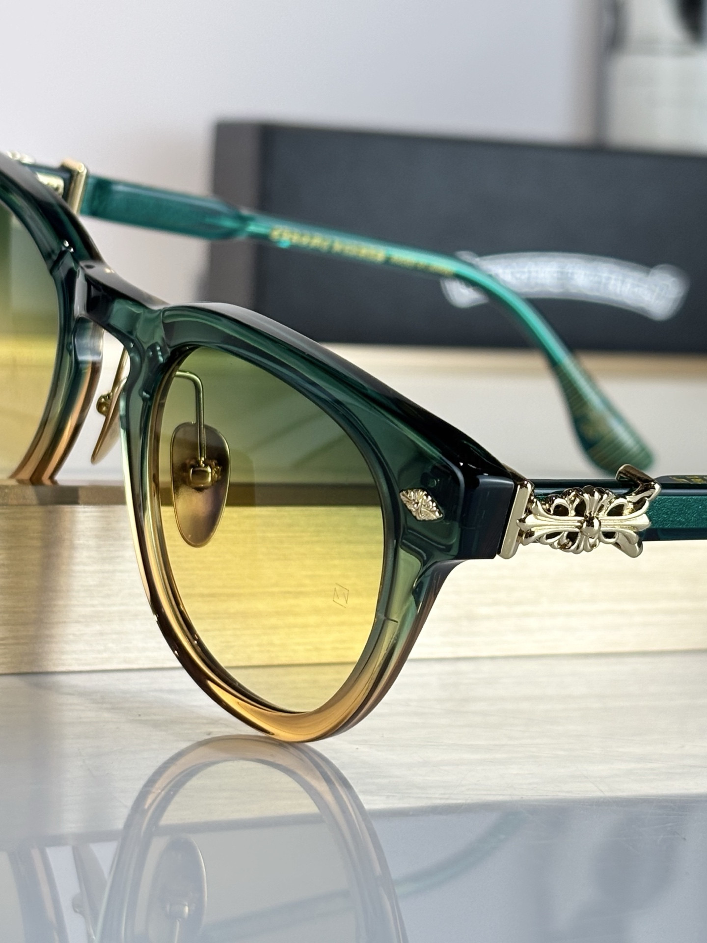 Ch**me He**ts glasses rodsicle 51-23-147