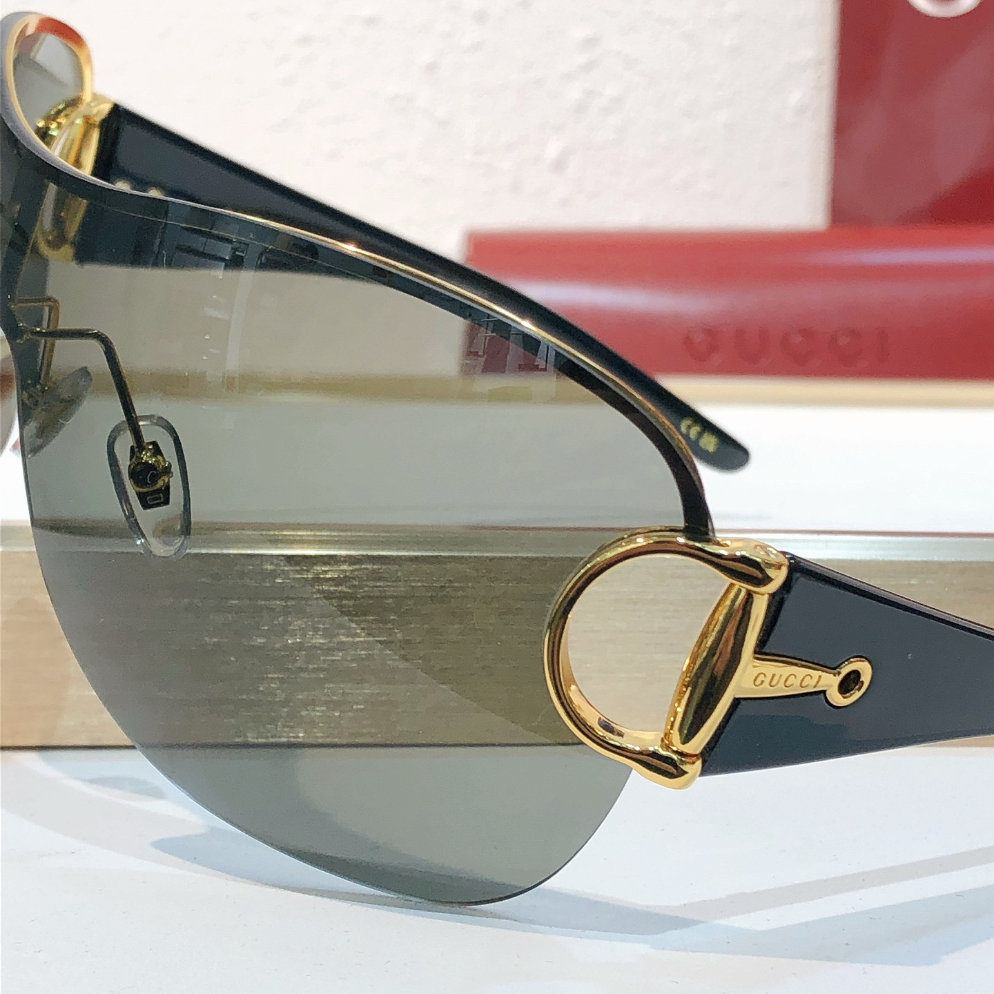 G*u*i glasses gg2174s 140-115