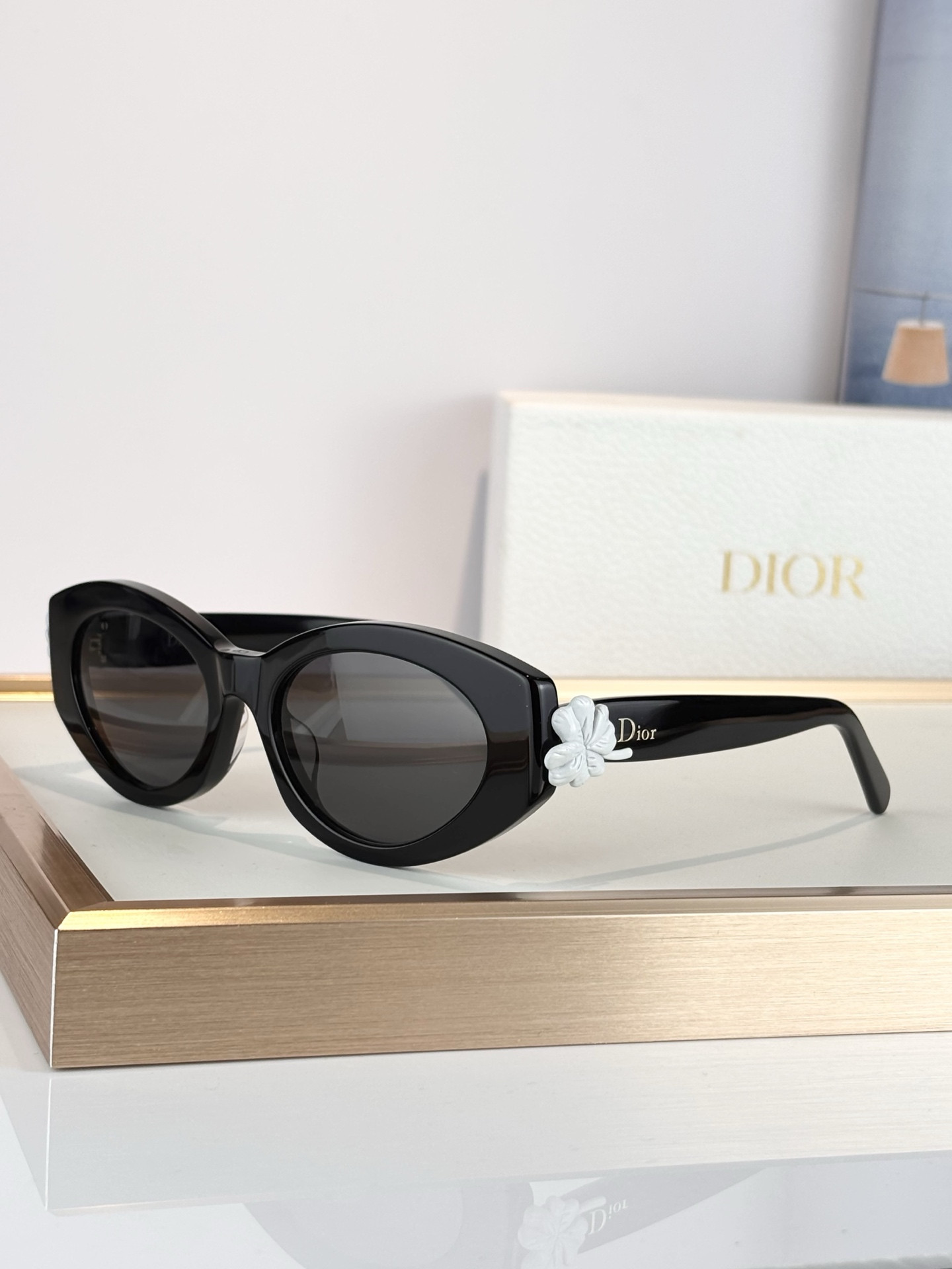 D*or glasses D*orclover b1f 54-19-140