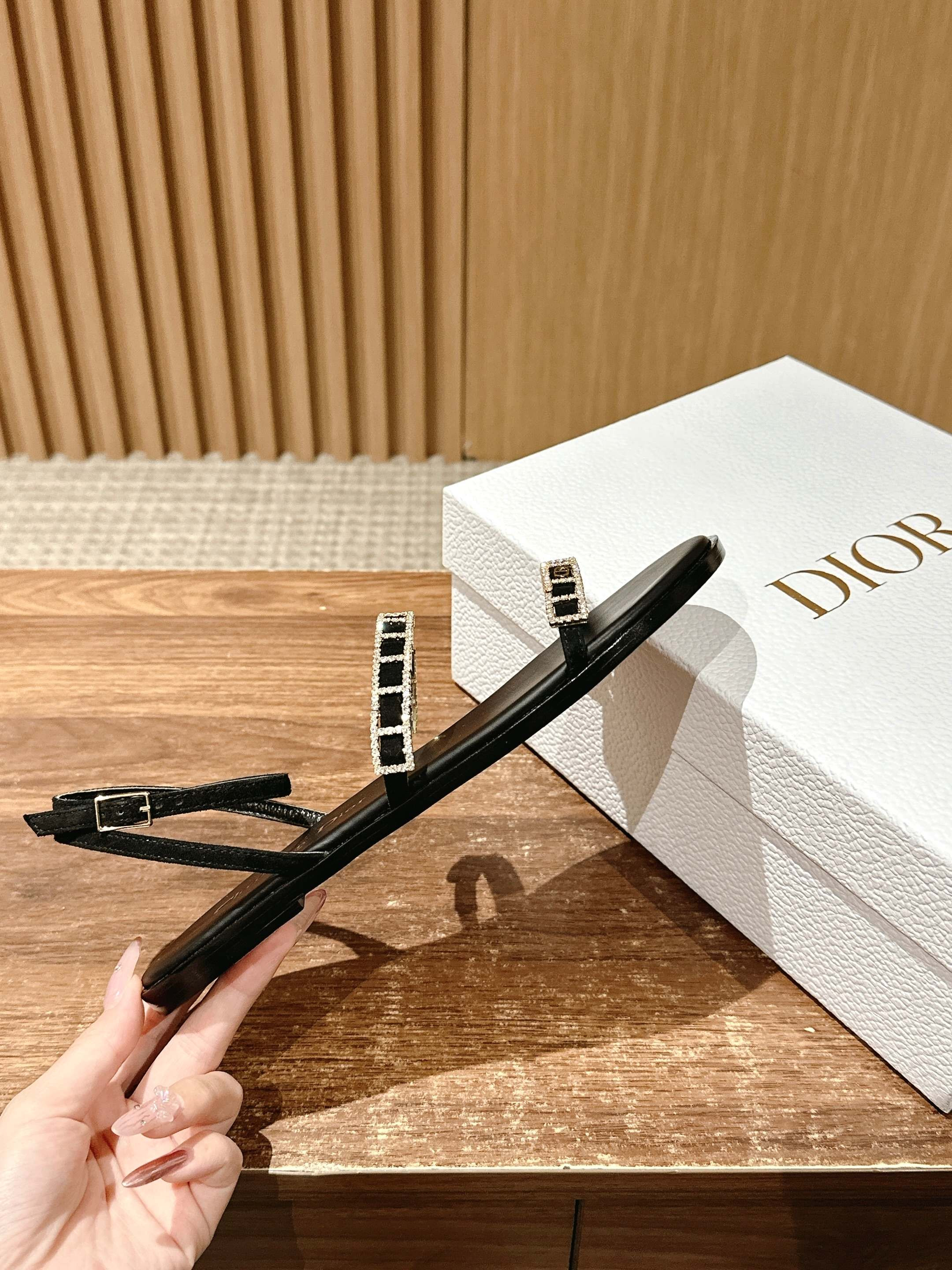 ua D*or D*orissime sandal