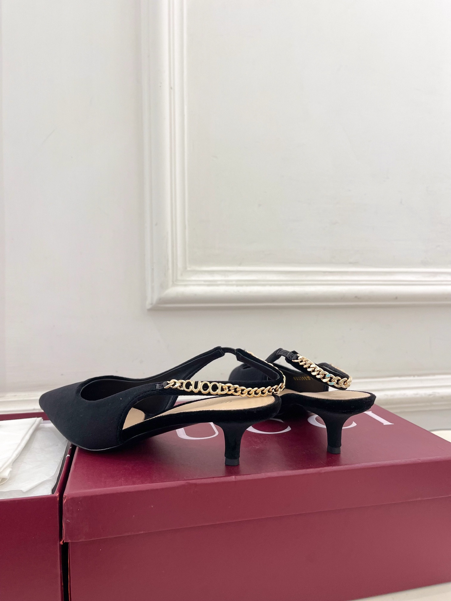 ua G*u*i signoria slingback pump