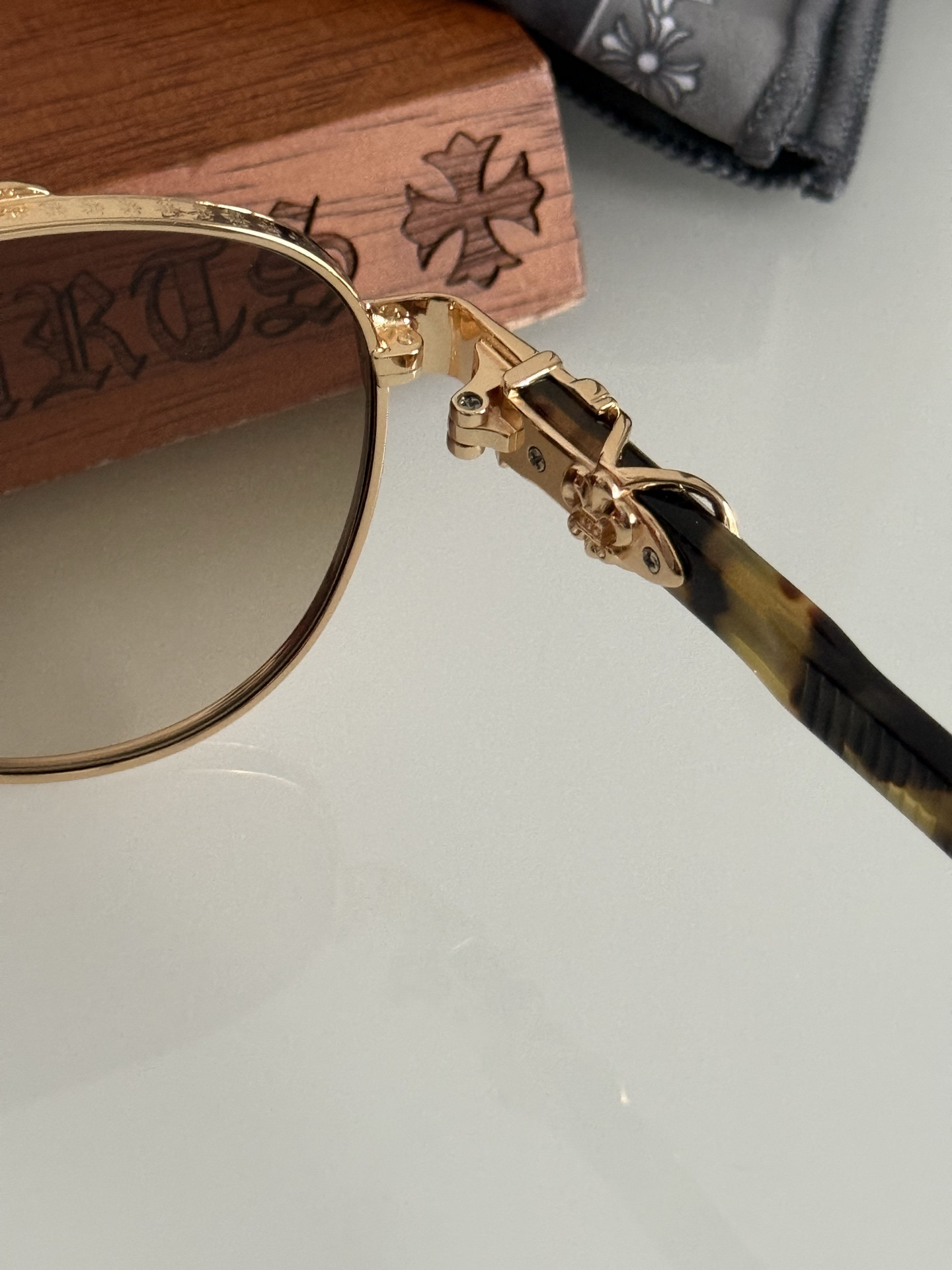 Ch**me He**ts glasses ch8278 62-14-154