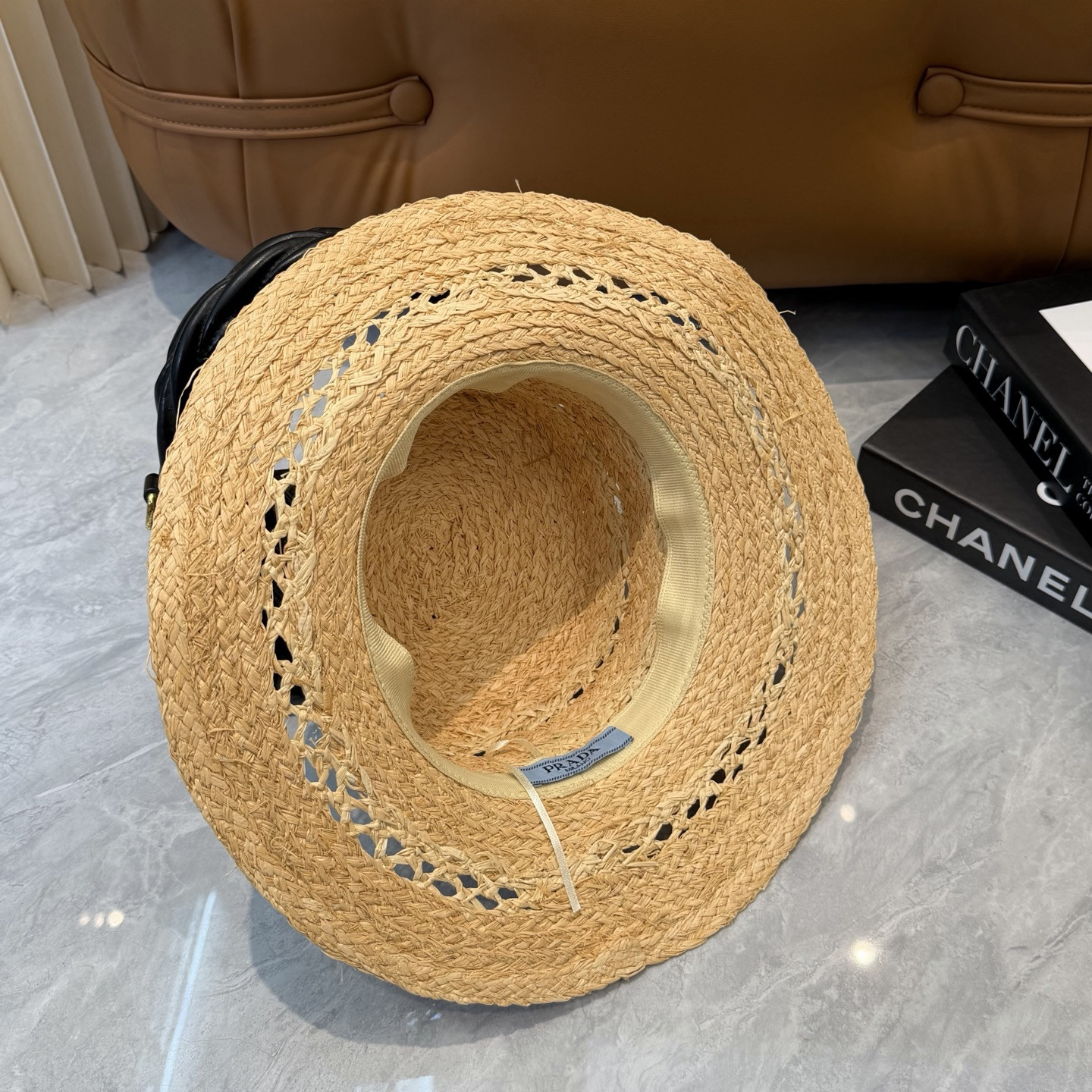Pra*a straw hat