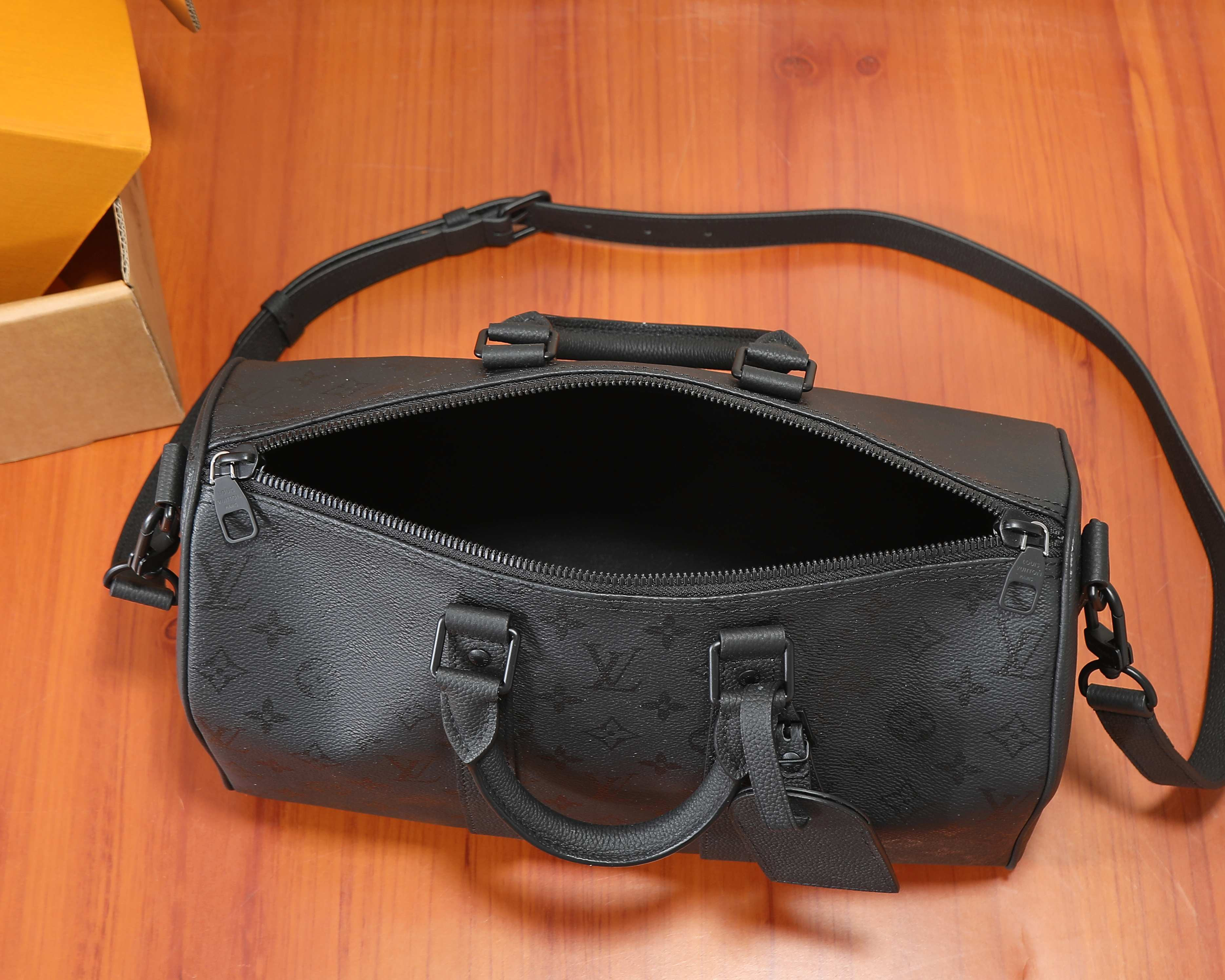 LV Keepall Bandoulière 35 M28370 34x21x16cm