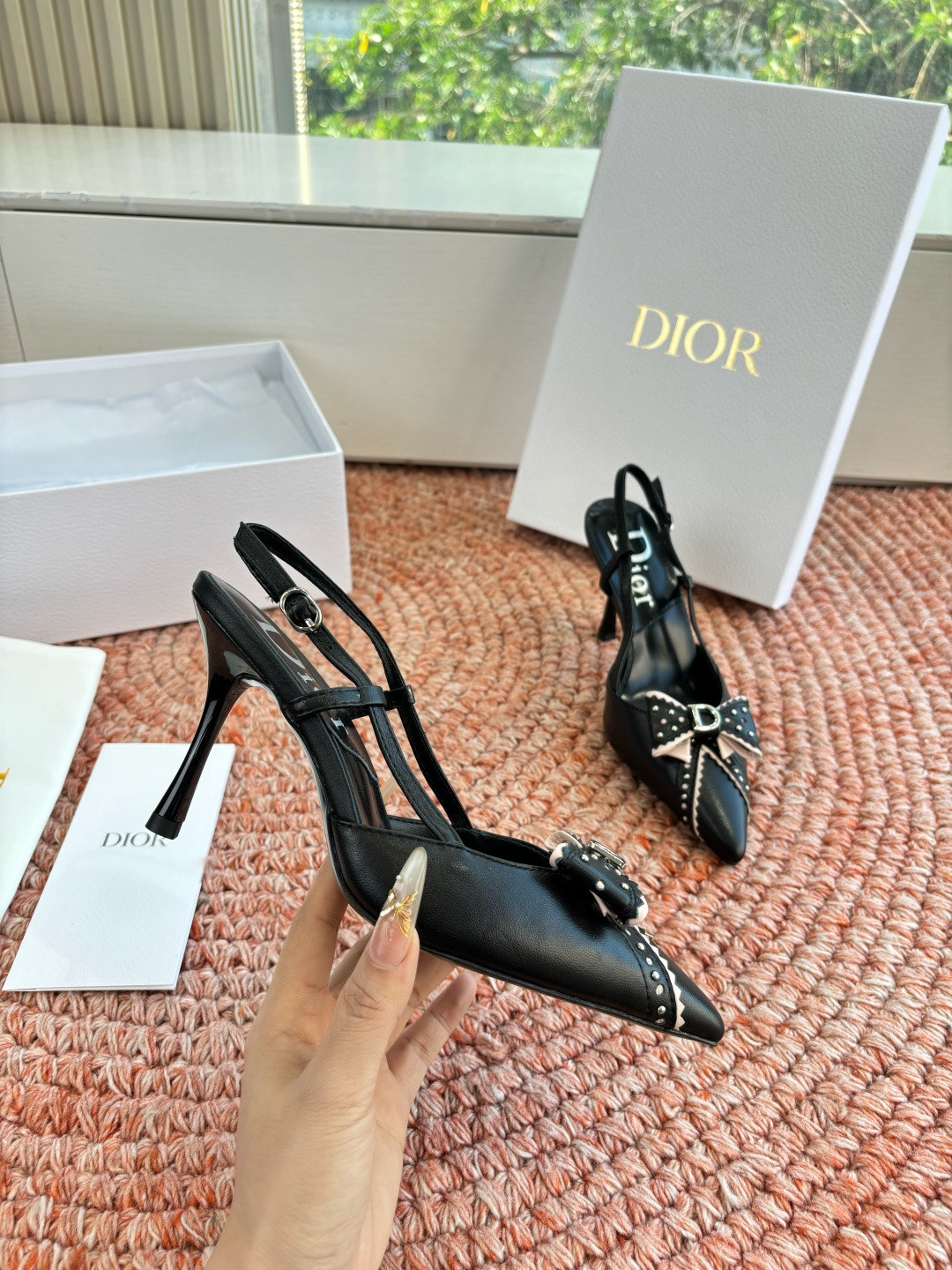 ua D*or slingback pump