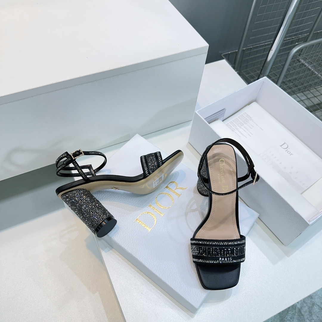 ua D*or sandal 10cm