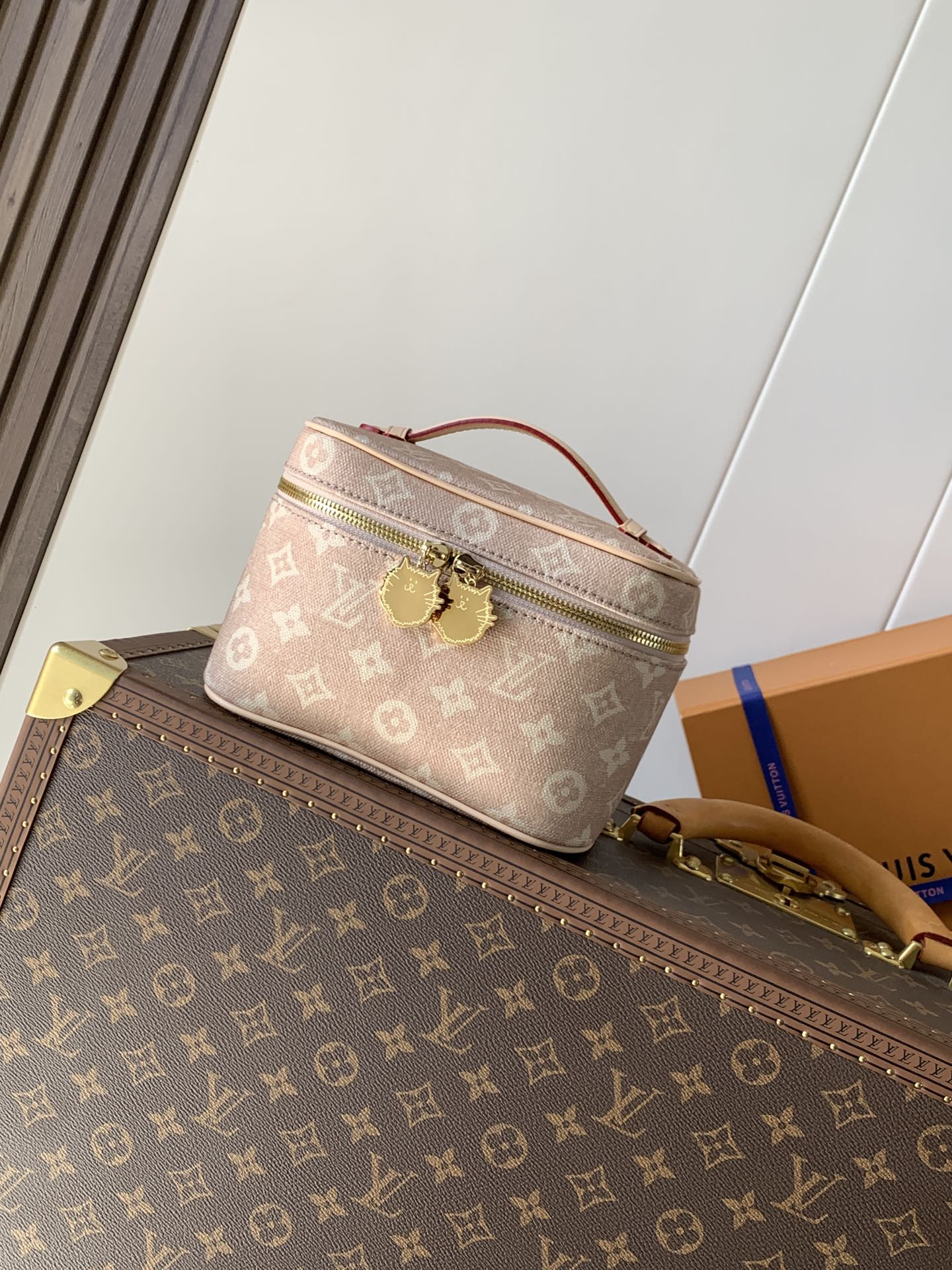 LV NICE Mini Makeup Bag M15170 20x13.5x12cm