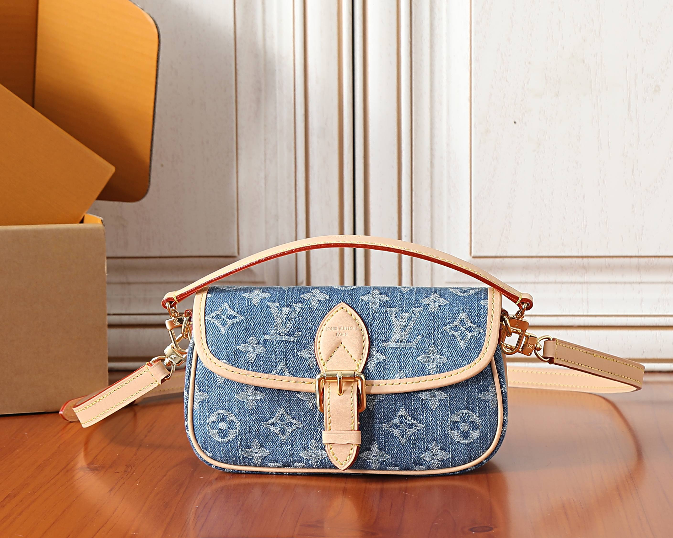 LV Nano Diane M27700 19x10.5x6cm