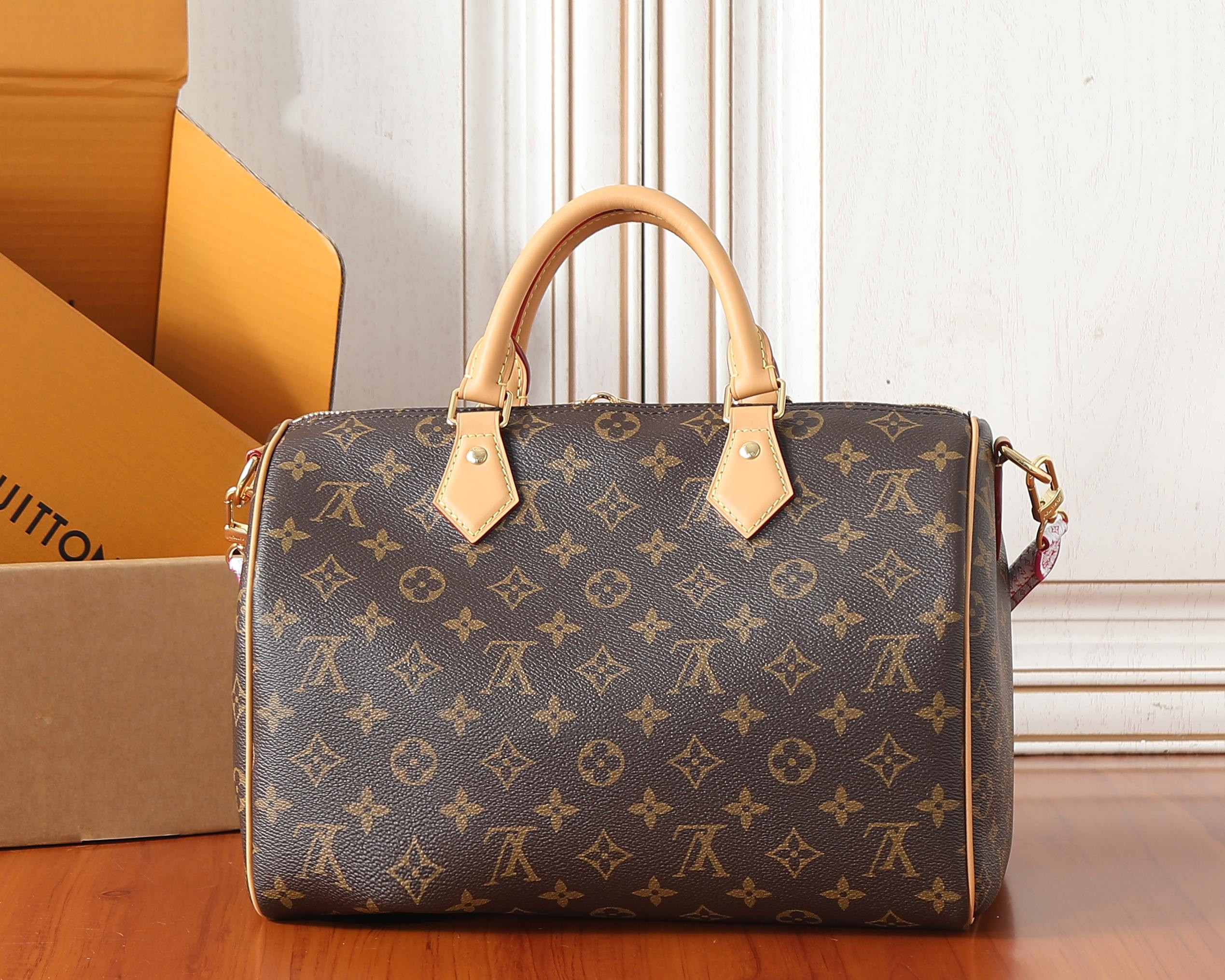 LV Speedy Soft 30 M27512 30x21x17cm