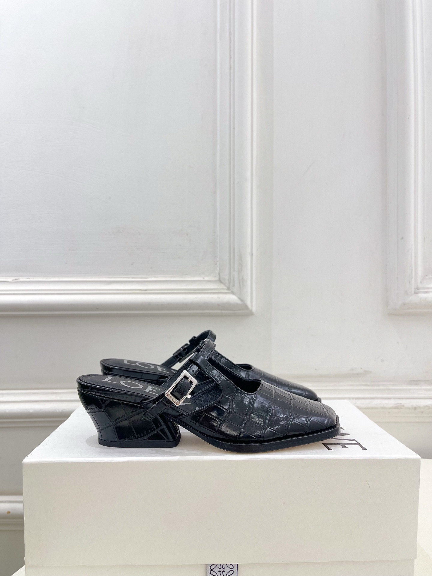 ua L0ew* onda mule 5cm heel