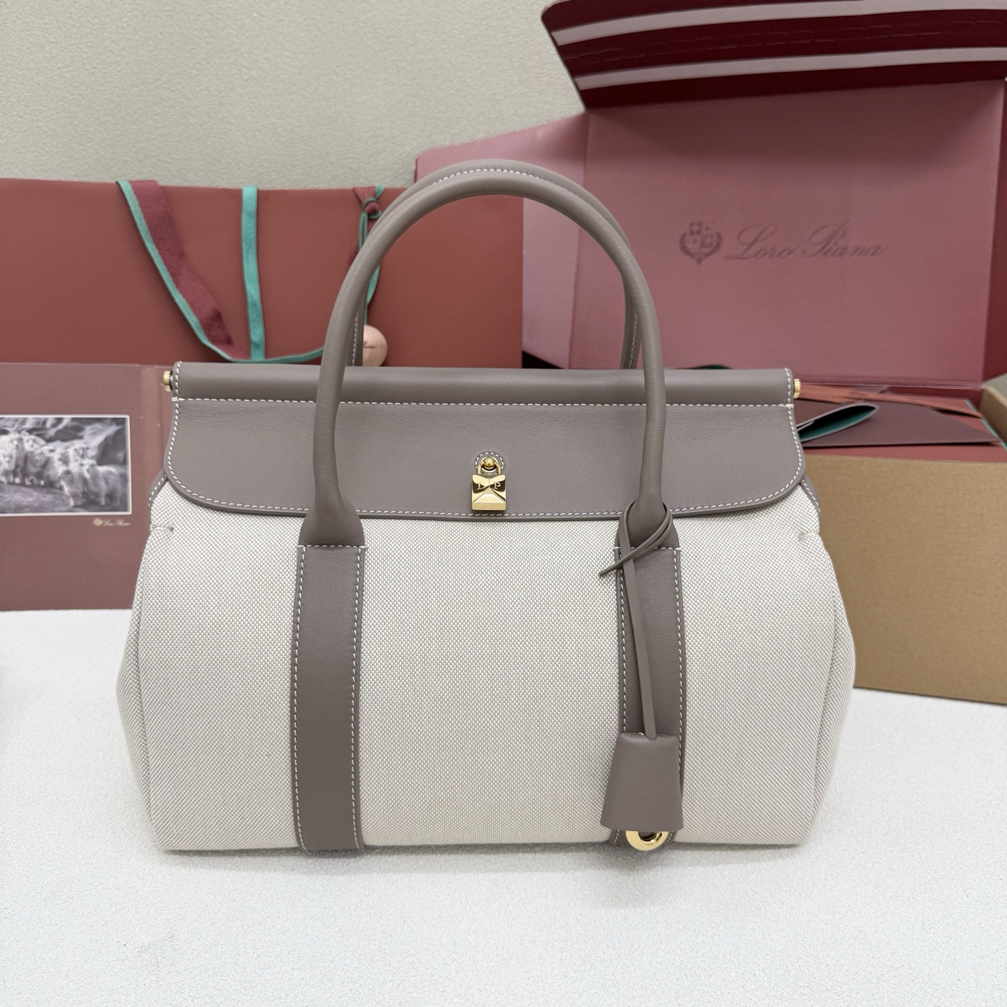 L**o p*ana loom bag l32 grained calfskin 33 x 23 x 18 cm